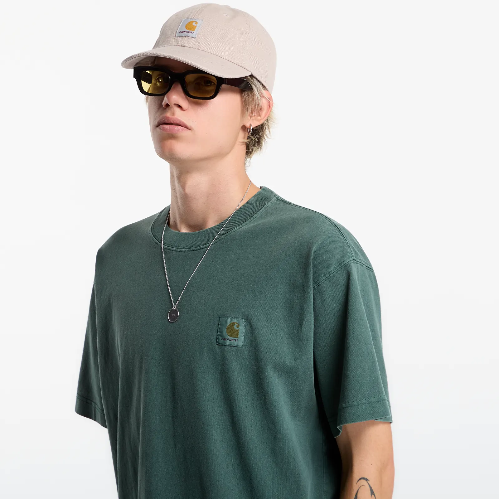 T-Shirts Männer Carhartt WIP S/S Vista T-Shirt UNISEX Dark Scarab Garment Dyed