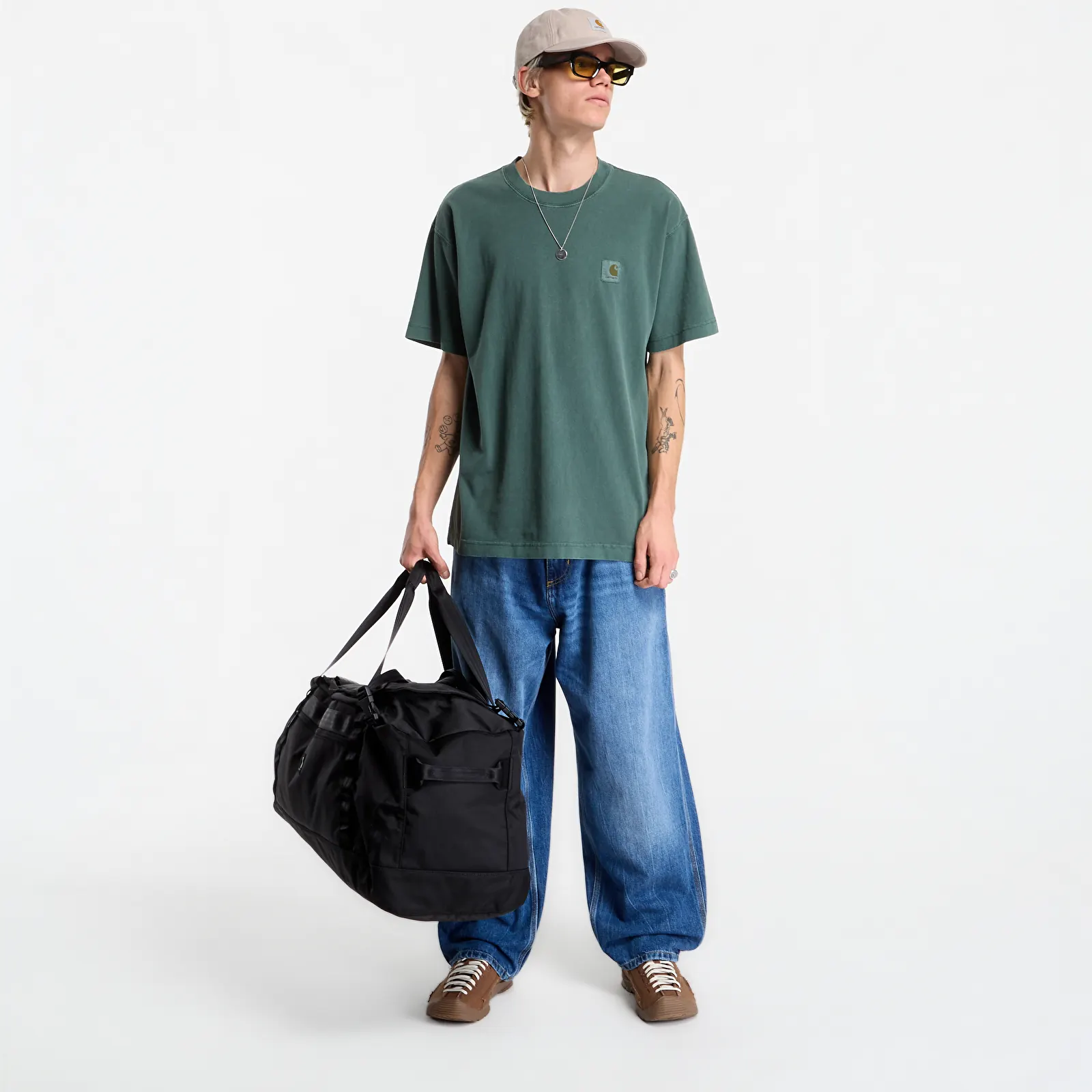 T-Shirts Männer Carhartt WIP S/S Vista T-Shirt UNISEX Dark Scarab Garment Dyed