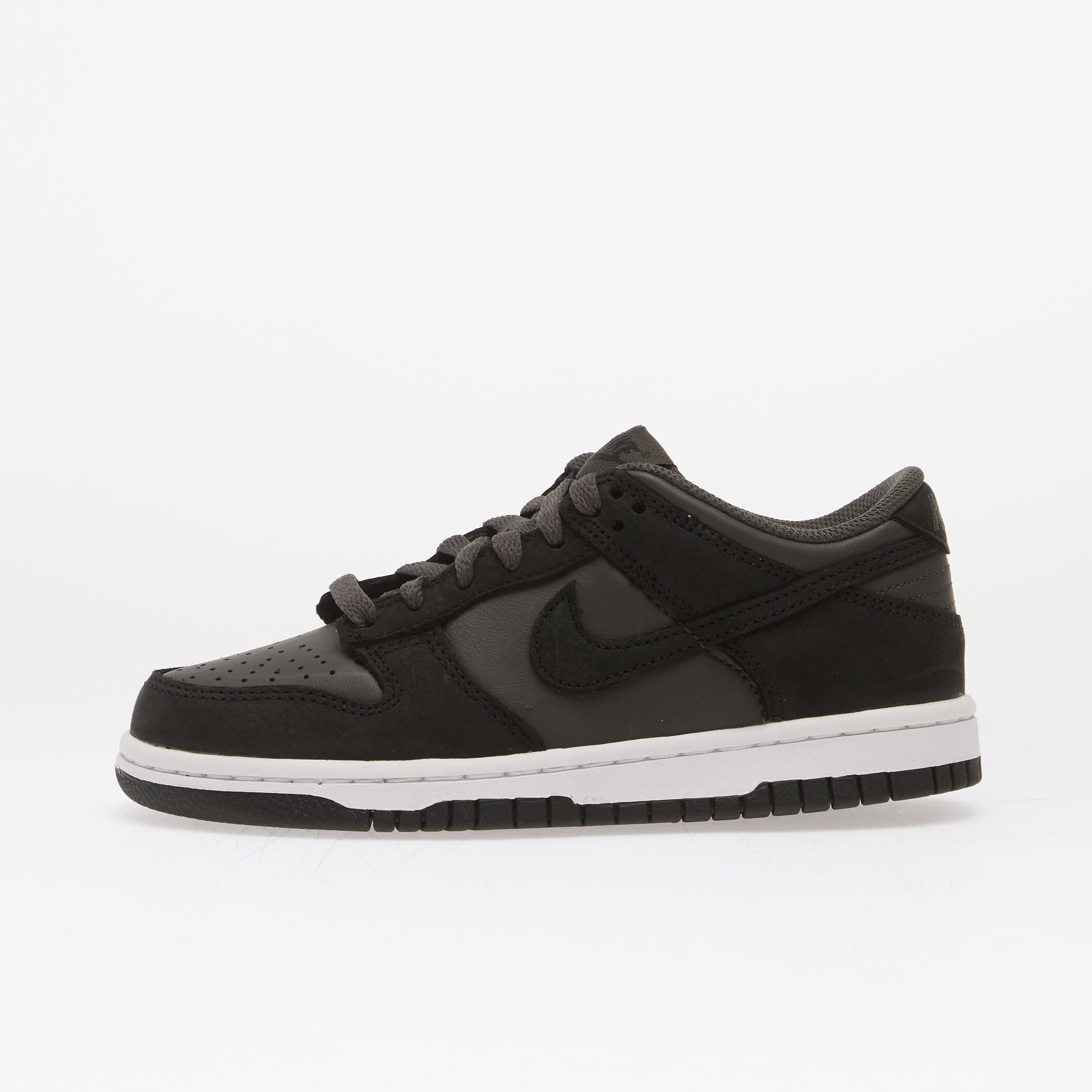 Сникърси Nike Dunk Low SE Kids Medium Ash/ Black/ White EUR 38