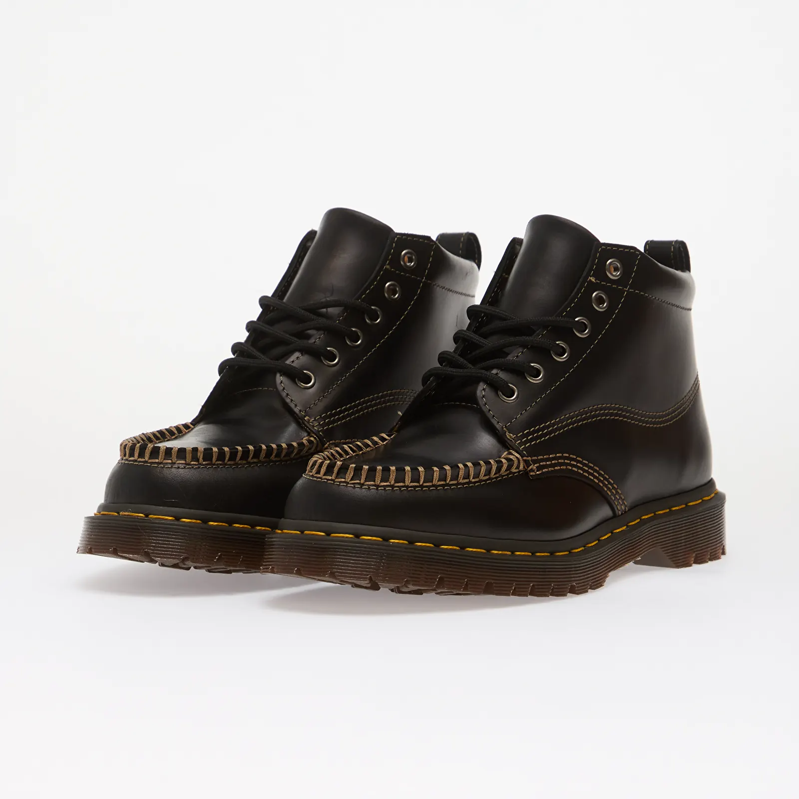 Turnschuhe und Schuhe für Männer Dr. Martens Lowell Chukka Black