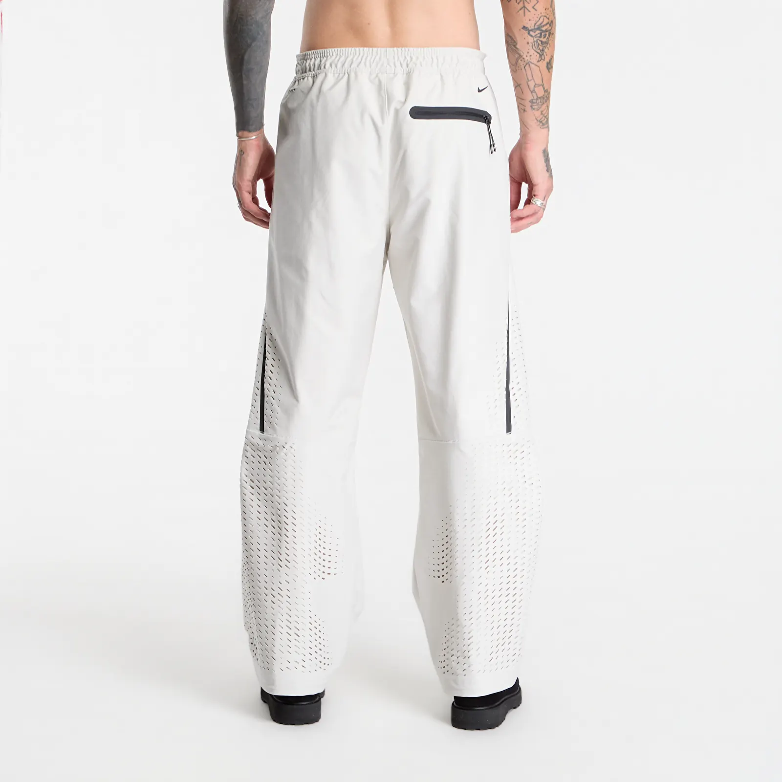 Men's trousers Nike Tech Men's Dri-FIT Shori Knit Open-Hem Pants Light Bone/ Black