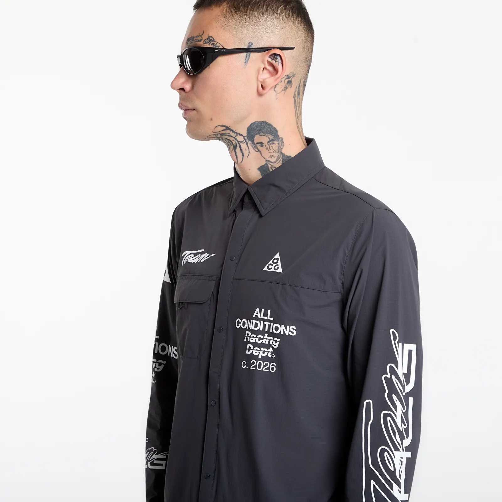 Camisas de homem Nike ACG Aireez Men's UV Protection Button-Up Long-Sleeve Graphic Top Dk Smoke Grey/ White