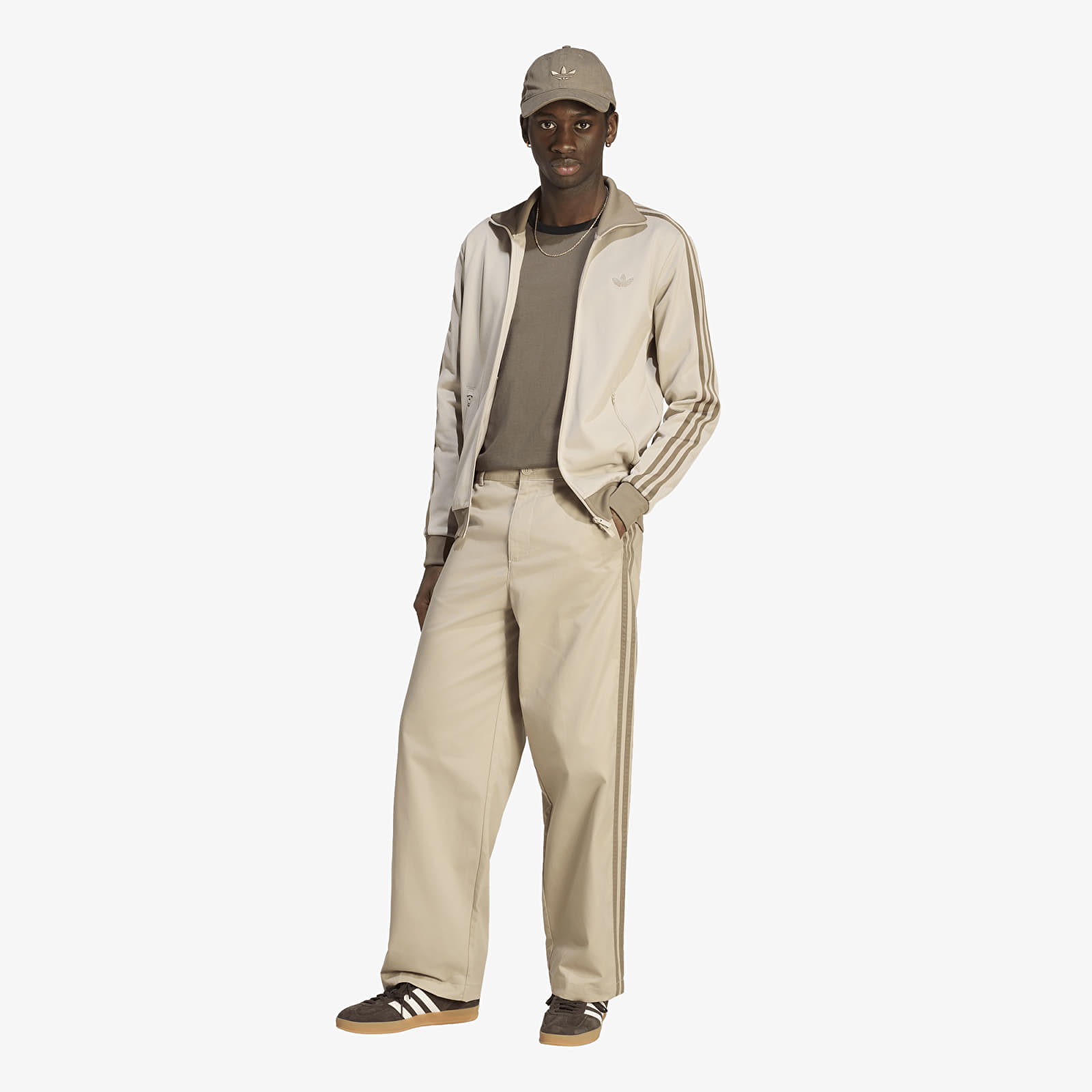 Ανδρικά παντελόνια adidas 3 Stripes Pleated Trousers Khaki Three