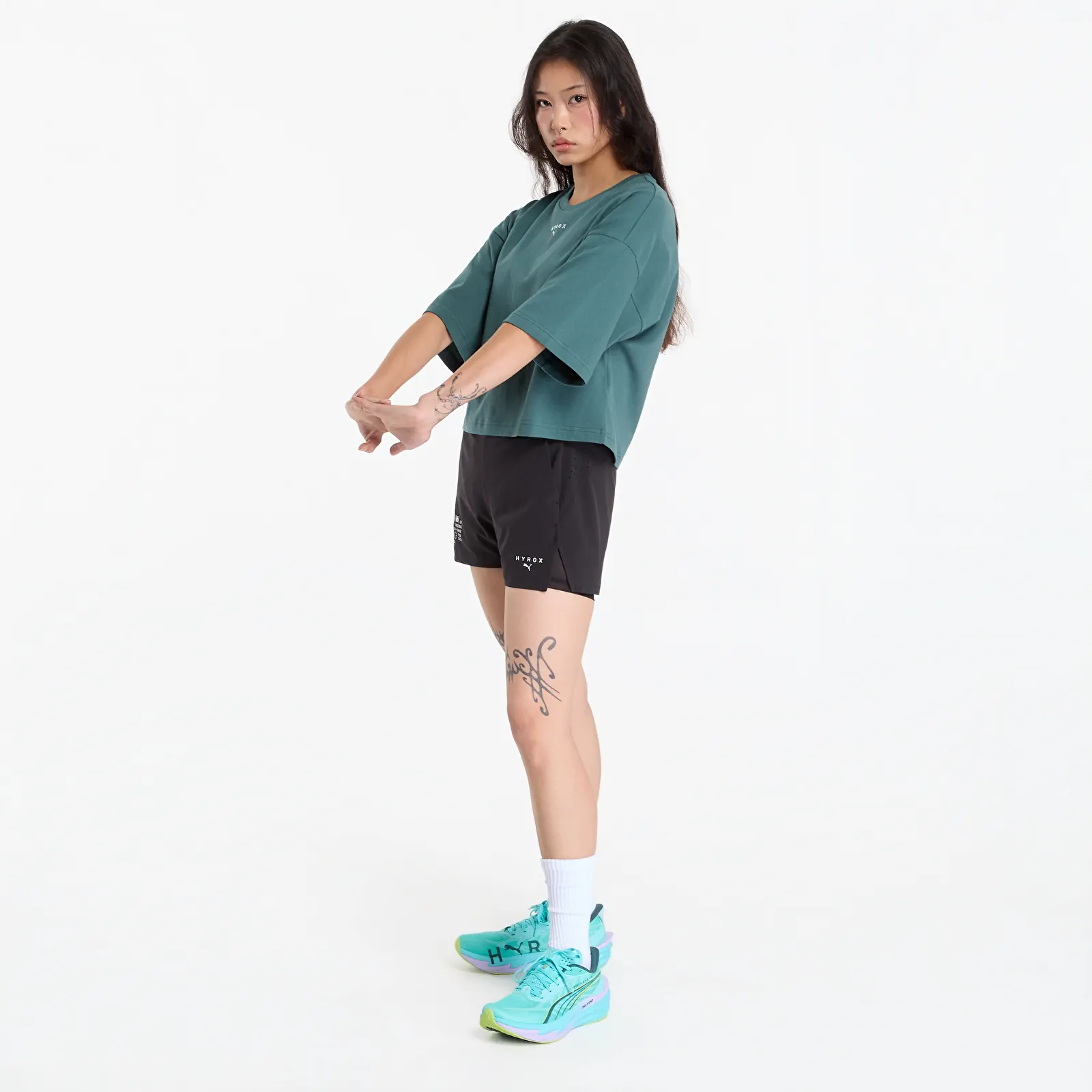 Női pólók  Puma X Hyrox Cropped Lifestyle Tee Herb Garden