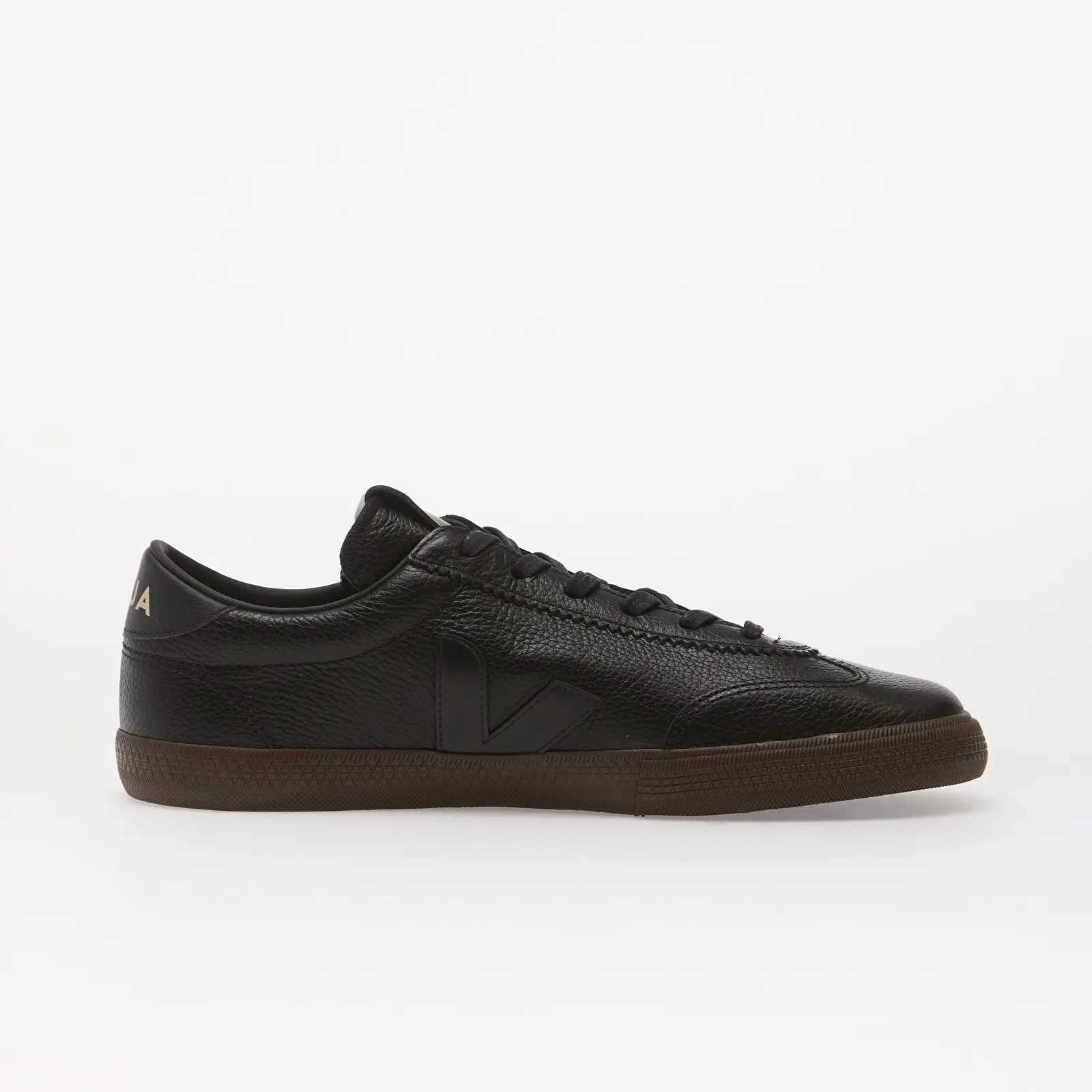 Miesten lenkkarit ja kengät Veja Volley Signature Grained Oiled Leath Black/ Eagle