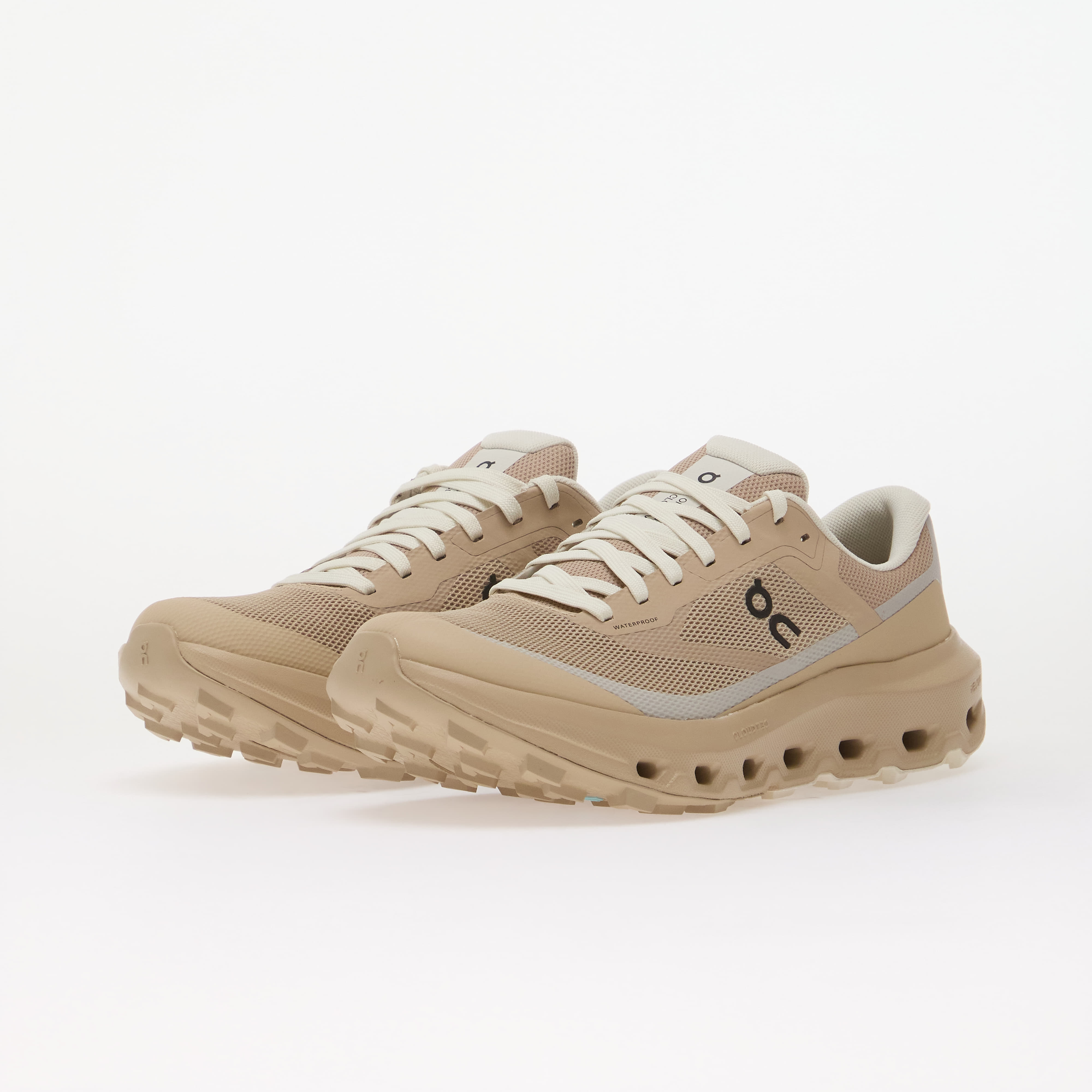 On Sneakers On W Cloudvista 3 Waterproof Sand/ Ice EUR 38 - 6