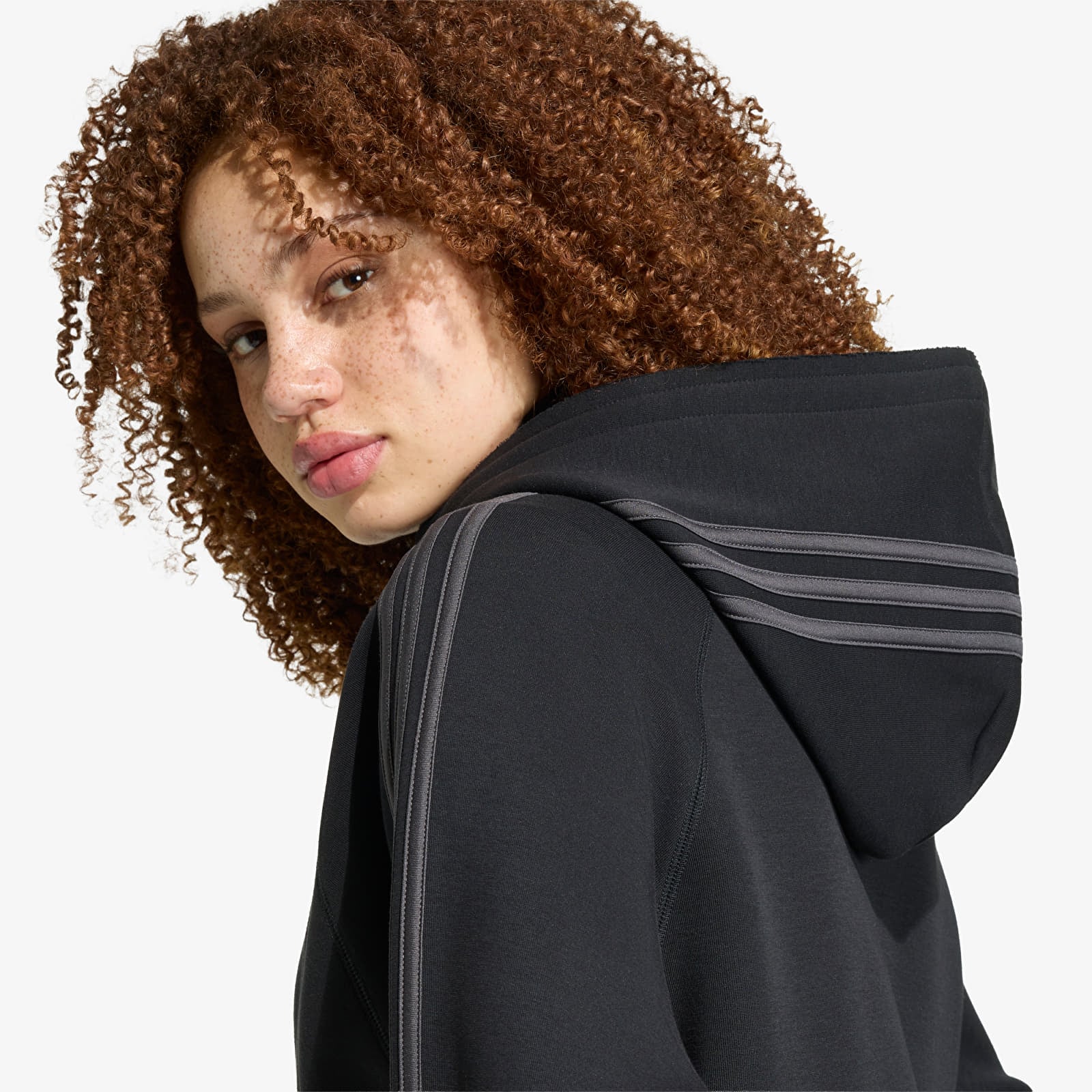 Sweatshirts für Frauen adidas SST 2.0 Cropped Hoodie Black/ Utility Black