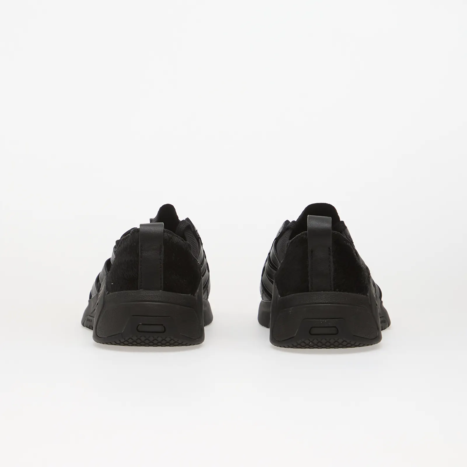 Vīriešu čības un apavi adidas x entire studios Dropset 4 Core Black/ Core Black/ Core Black