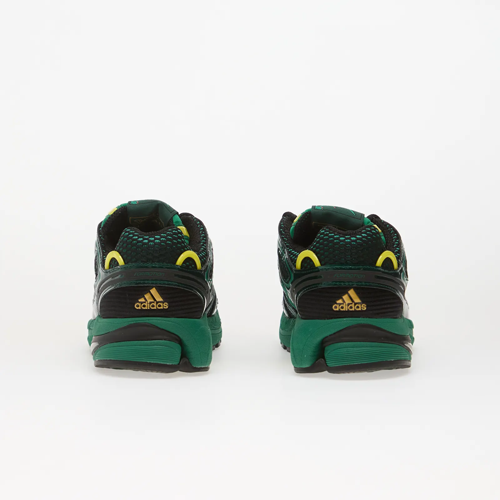 Ténis e sapatos para homem adidas x Pokemon Adistar Control 5 (Rayquaza) Core Black/ Collegiate Green/ Core Black