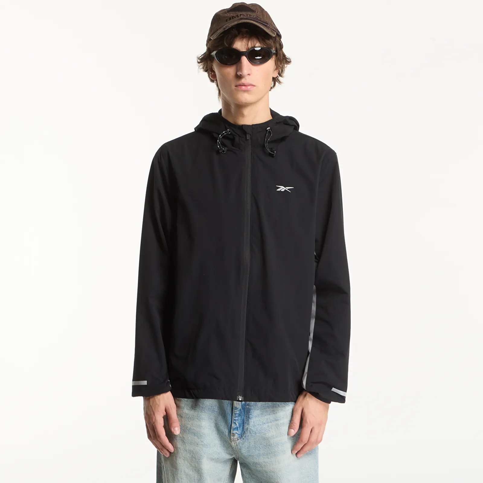 Мъжки ветровки Reebok ID Lightweight Windbreaker Black/ Grey 4