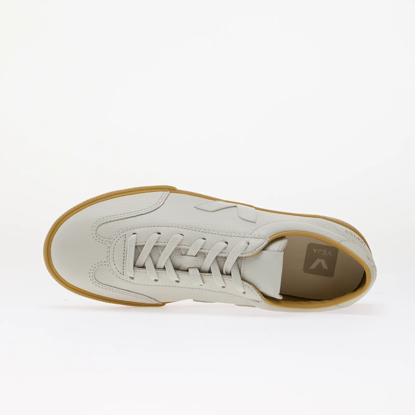 Men's sneakers and shoes Veja Volley Sig Grained Oil Leather Pearl