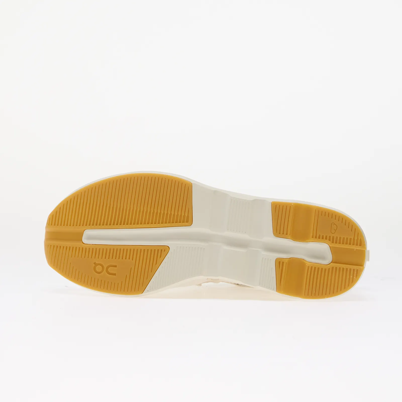Baskets femme On Cloudzone Moon Ivory/ Ivory
