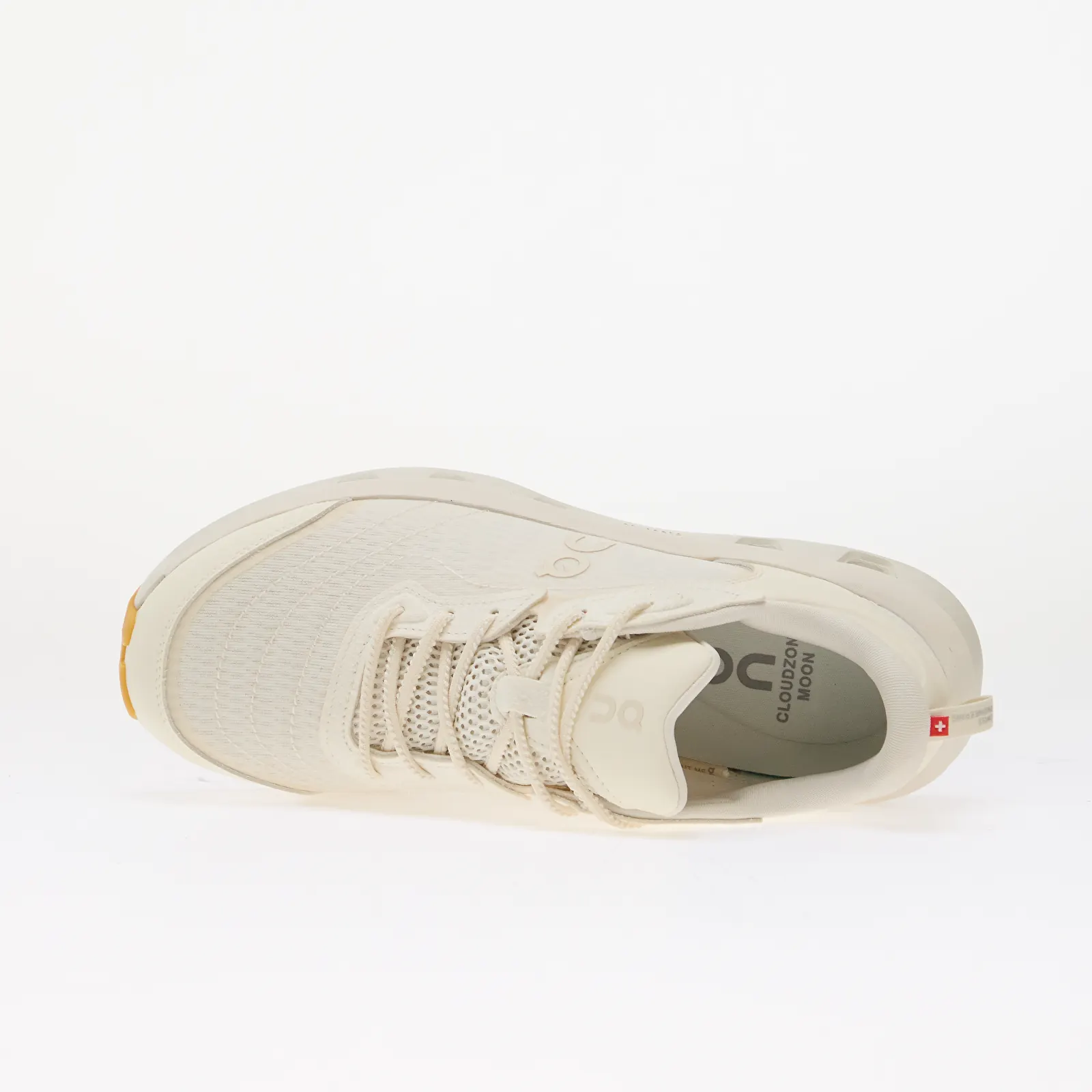 Baskets femme On Cloudzone Moon Ivory/ Ivory