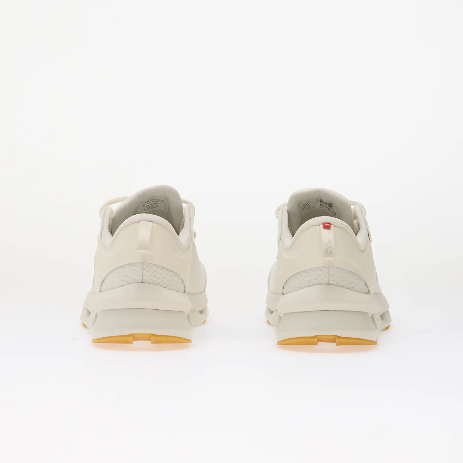 Baskets femme On Cloudzone Moon Ivory/ Ivory