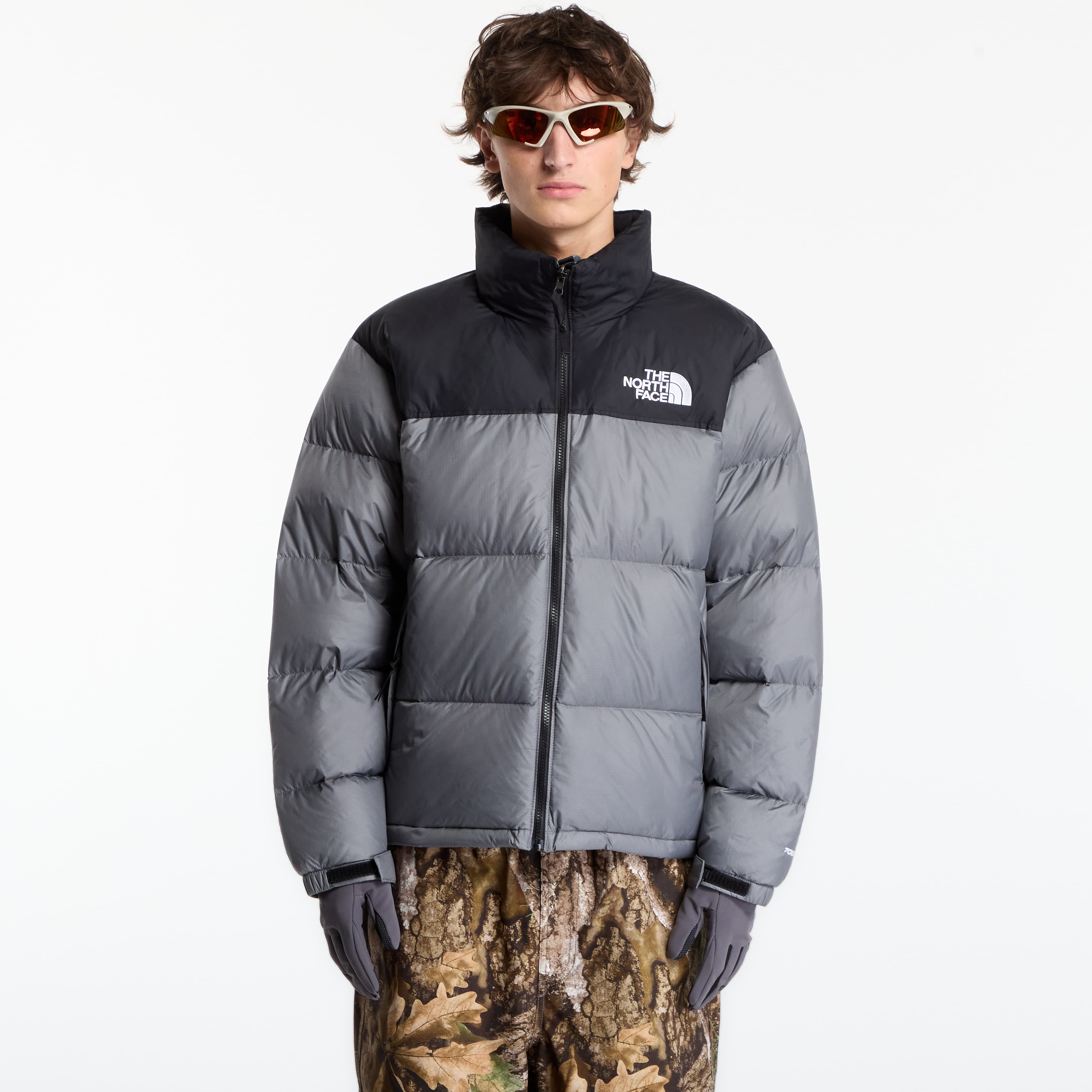 Яке The North Face 1996 Retro Nuptse Jacket Smoked Pearl M