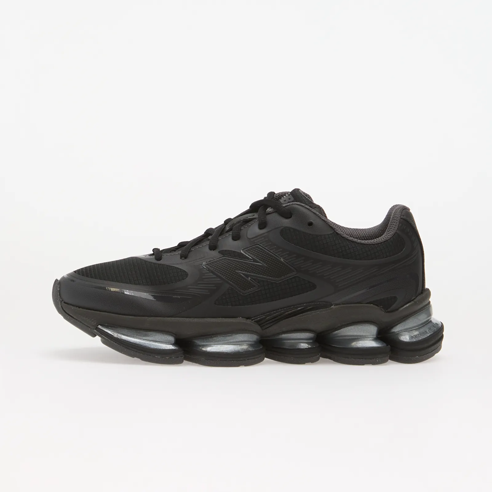 Men's sneakers and shoes New Balance 2000 Black/ Black Cement/ Magnet