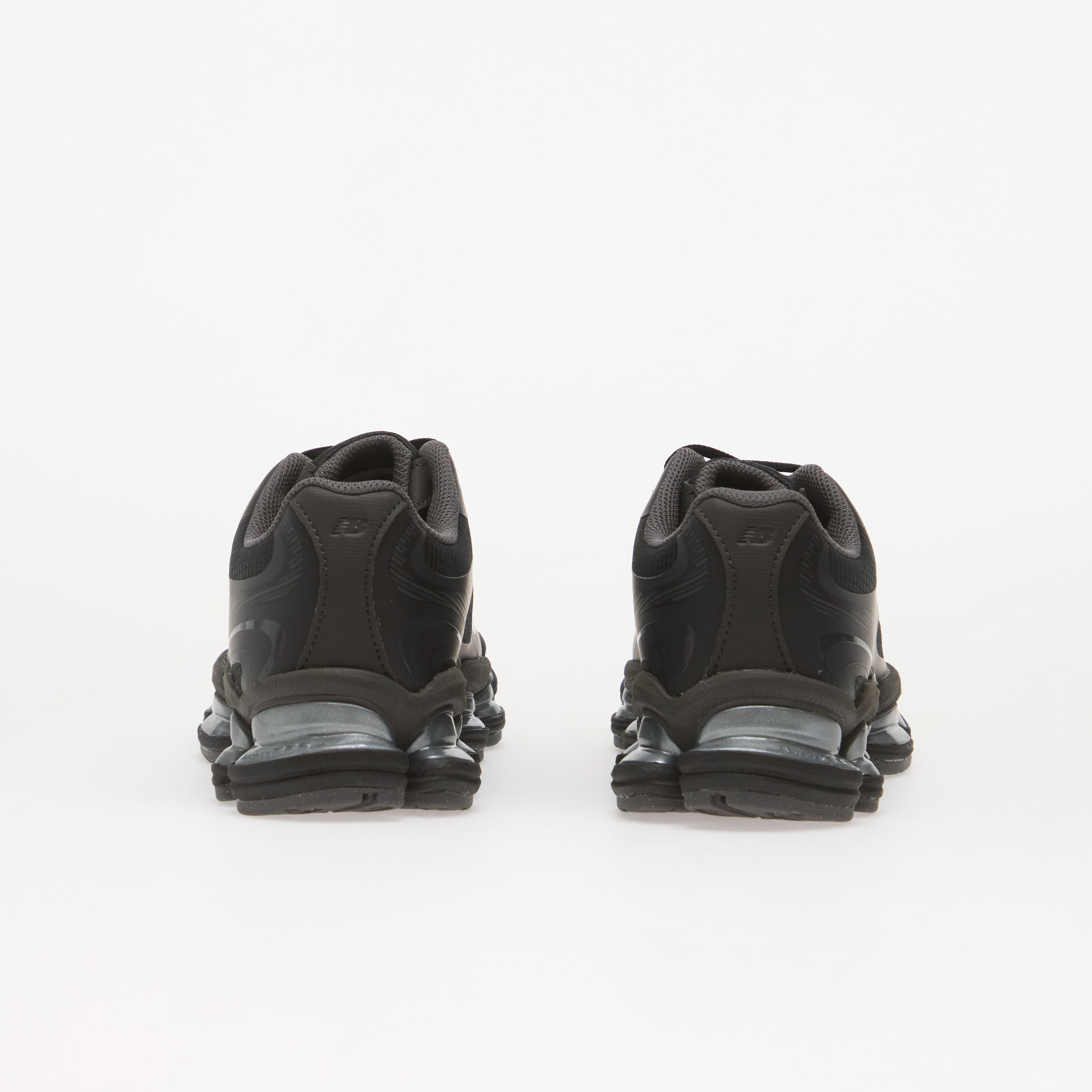 New Balance Sneakers New Balance 2000 Black/ Black Cement/ Magnet EUR 37.5 - 5