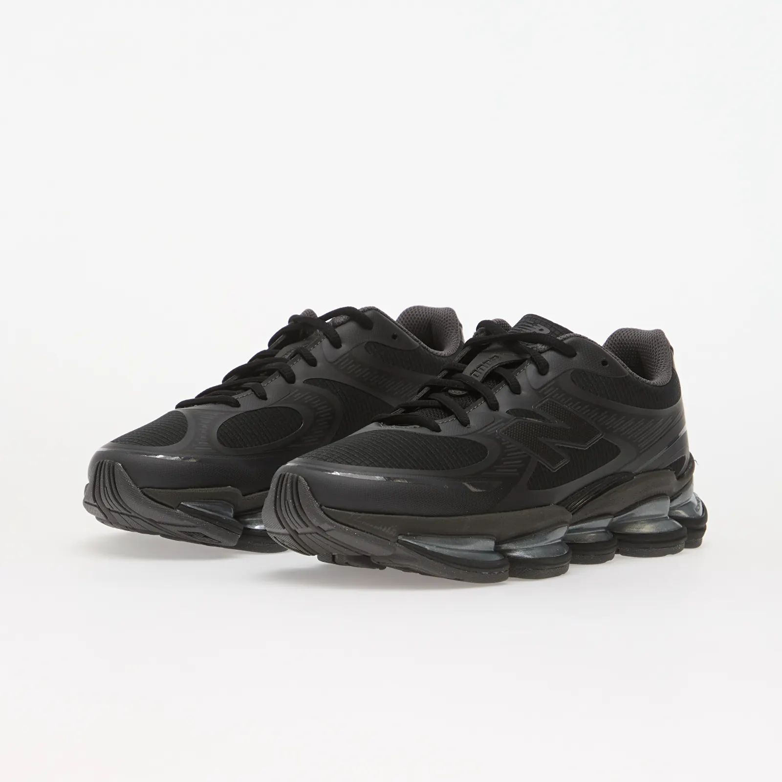 Men's sneakers and shoes New Balance 2000 Black/ Black Cement/ Magnet