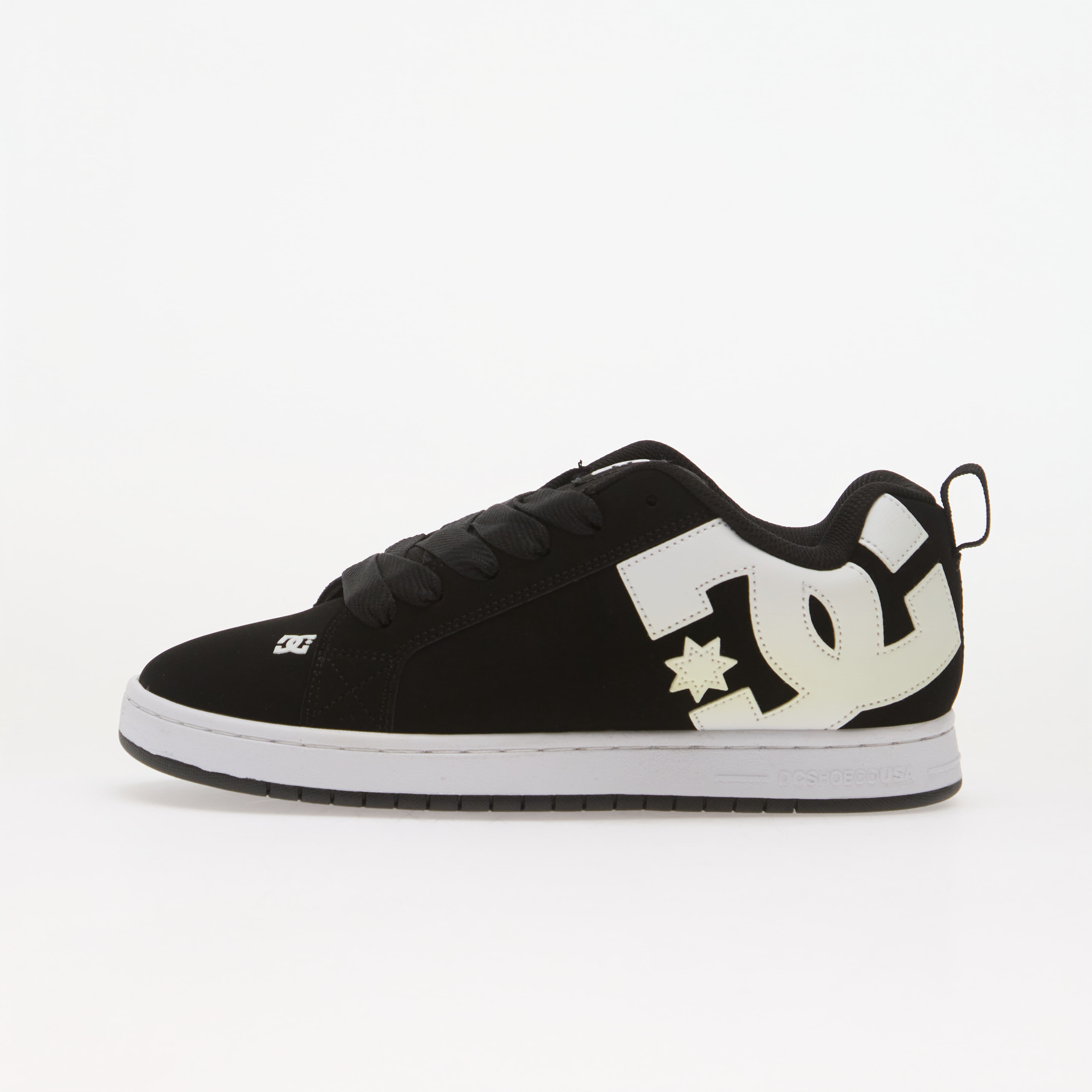 Сникърси DC Court Graffik Black EUR 40.5