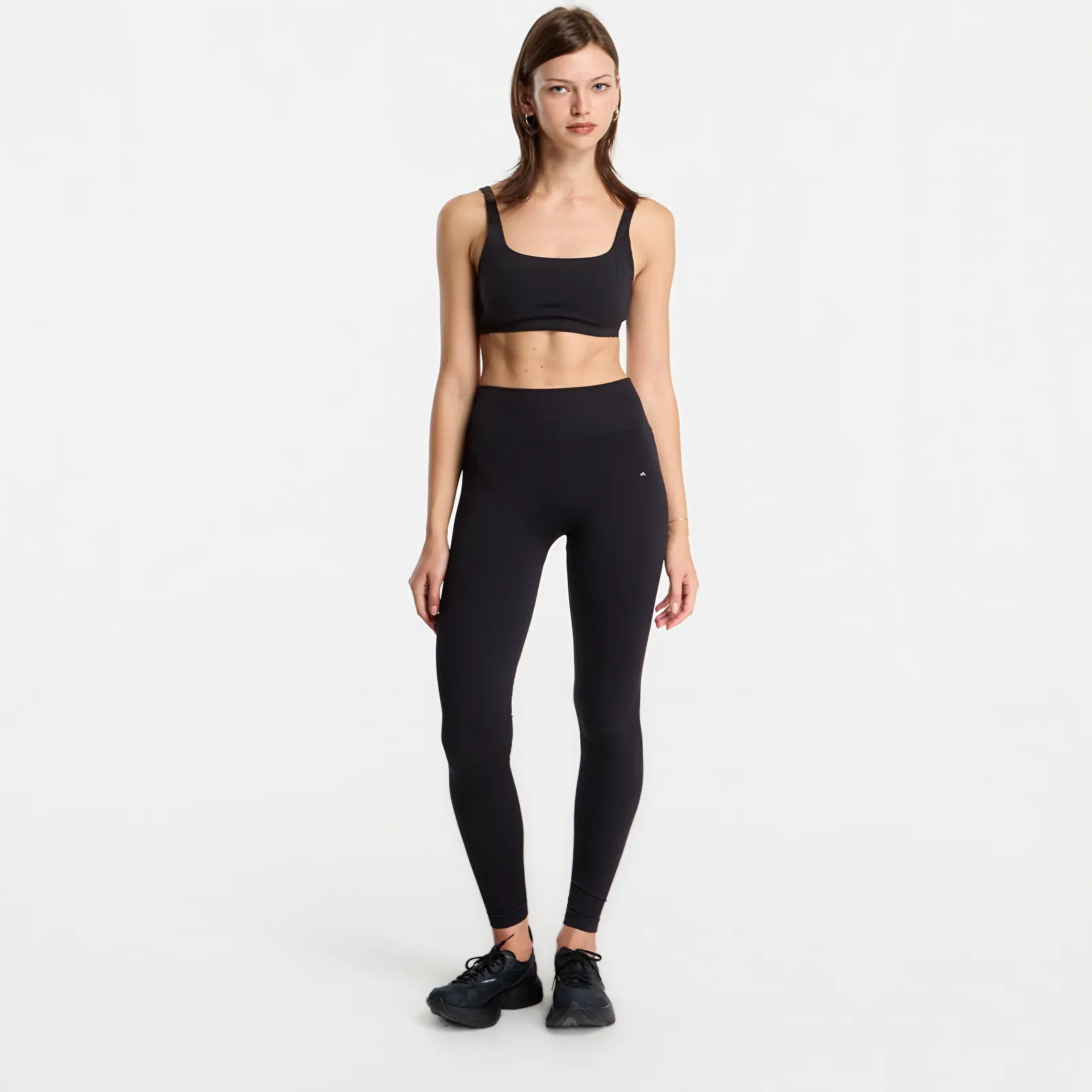 Naiste rinnahoidjad adidas x entire studios Optime Training Low Support Bra Black