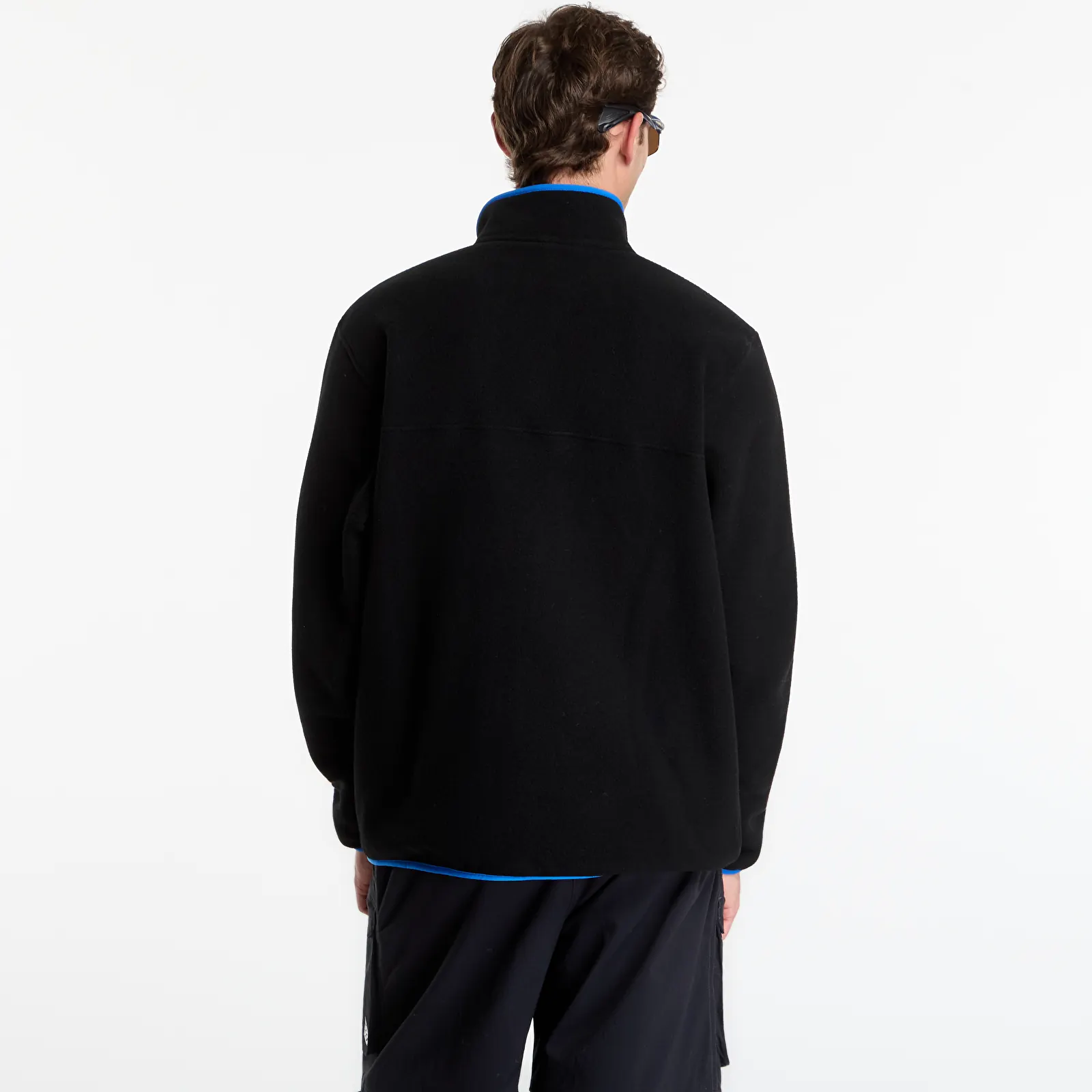 Hoodies and sweatshirts  Patagonia M's LW Synch Snap-T P/O Black/ P6 Blue