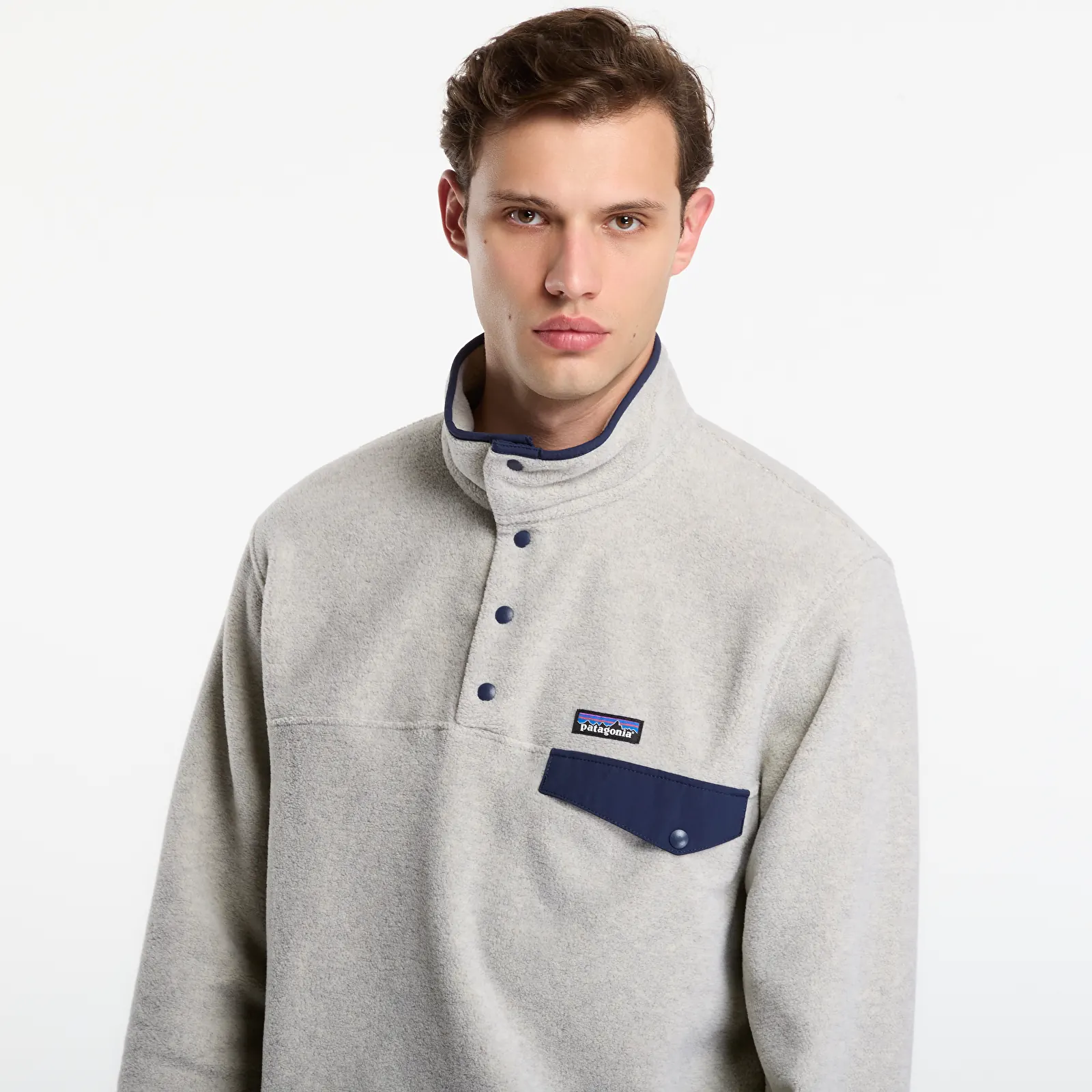 Hoodies and sweatshirts  Patagonia M's LW Synch Snap-T P/O Oatmeal Heather/ New Navy