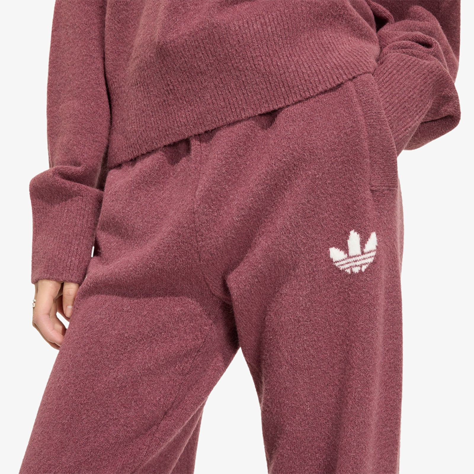 Γυναικείες φόρμες adidas Essentials Knit Pants Burgundy