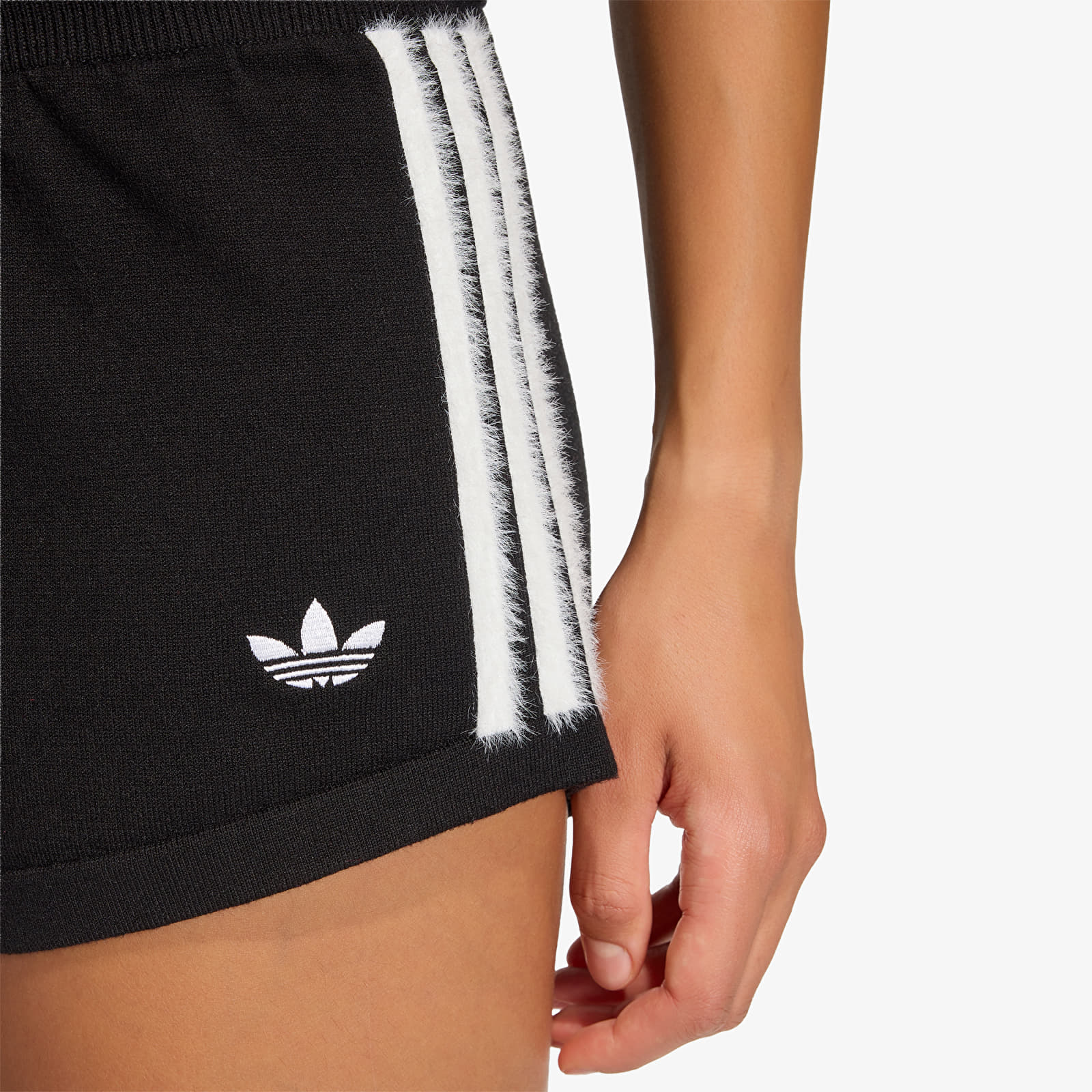 Naiste lühikesed püksid adidas Knitted Short Shorts Black/ White
