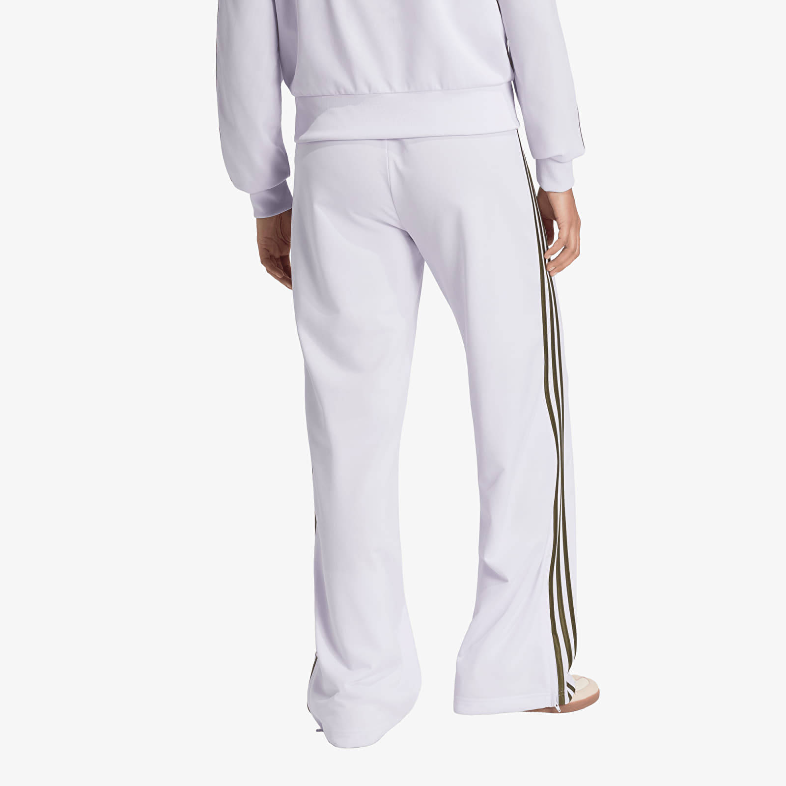 Pantaloni de trening pentru femei adidas Firebird Loose Tracksuit Pants Frozen Purple/ Olive Strata