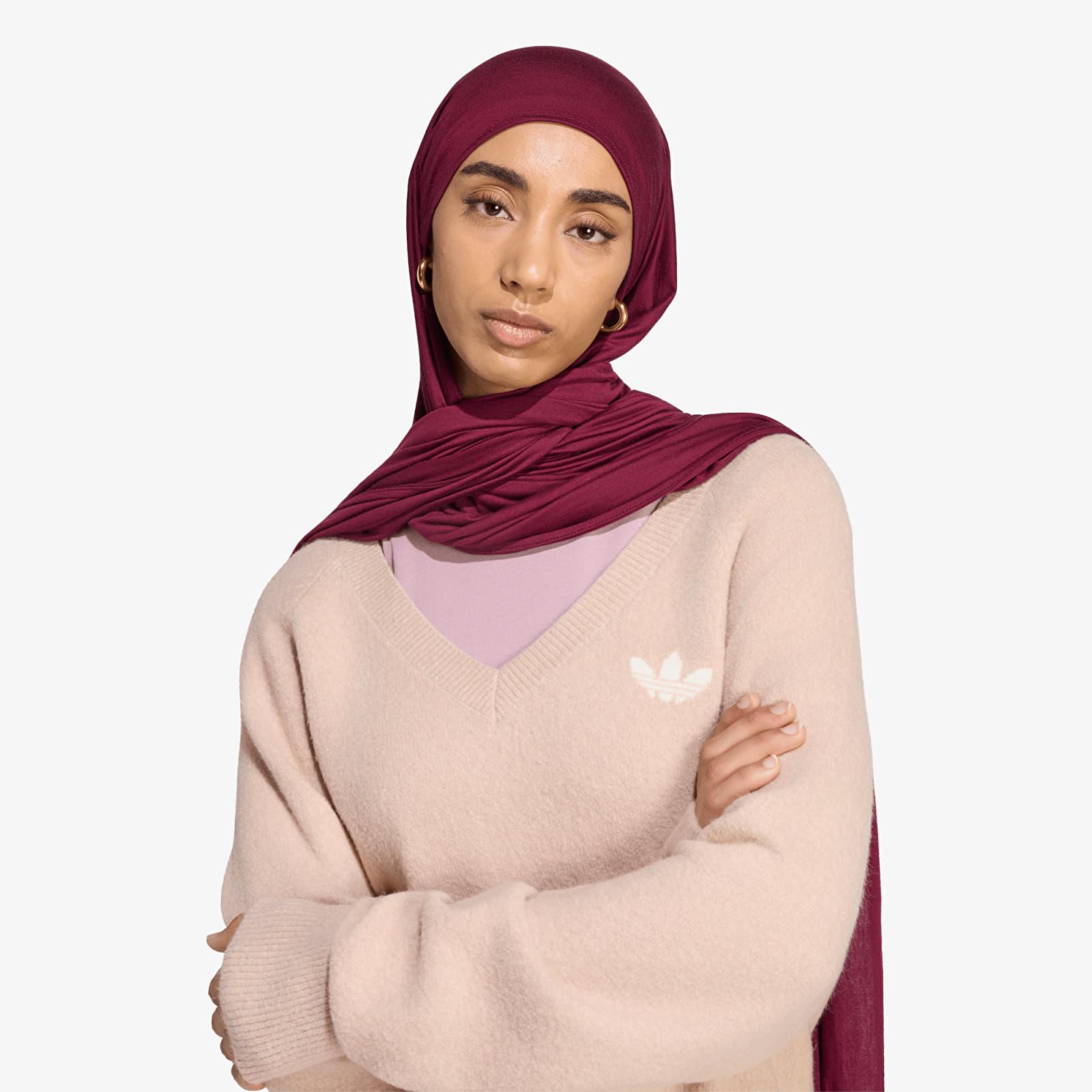 Gensere for kvinner adidas Essentials Knit V-Neck Sweatshirt Long Sleeve Wonder Taupe