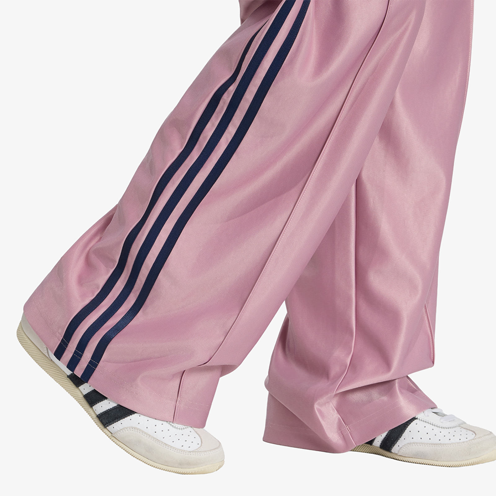 Pantalons femme adidas Metallic Firebird Loose Track Pant Magic Mauve/ Night Indigo