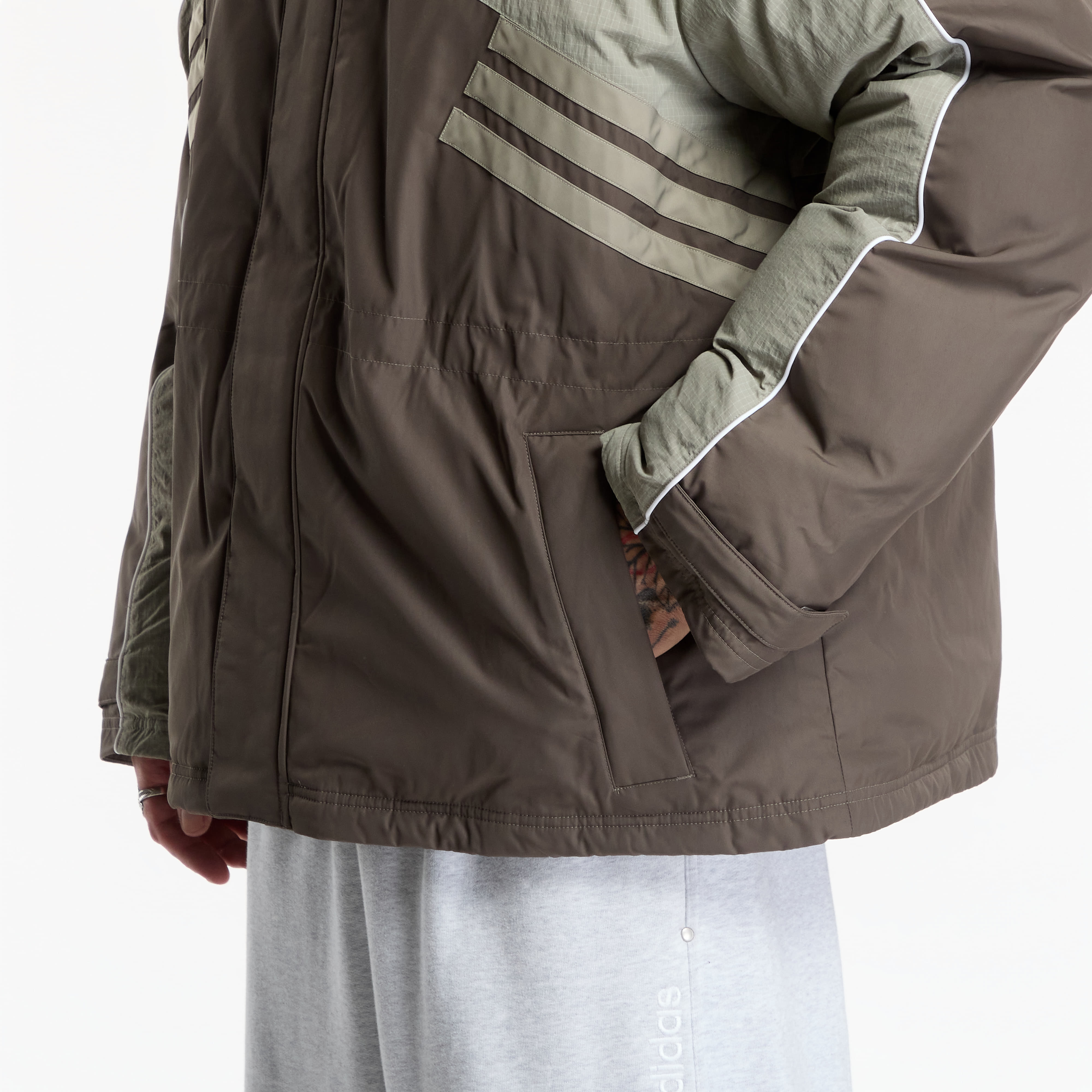 Φουσκωτό μπουφάν adidas Oversized Cutline Jacket Branch XL