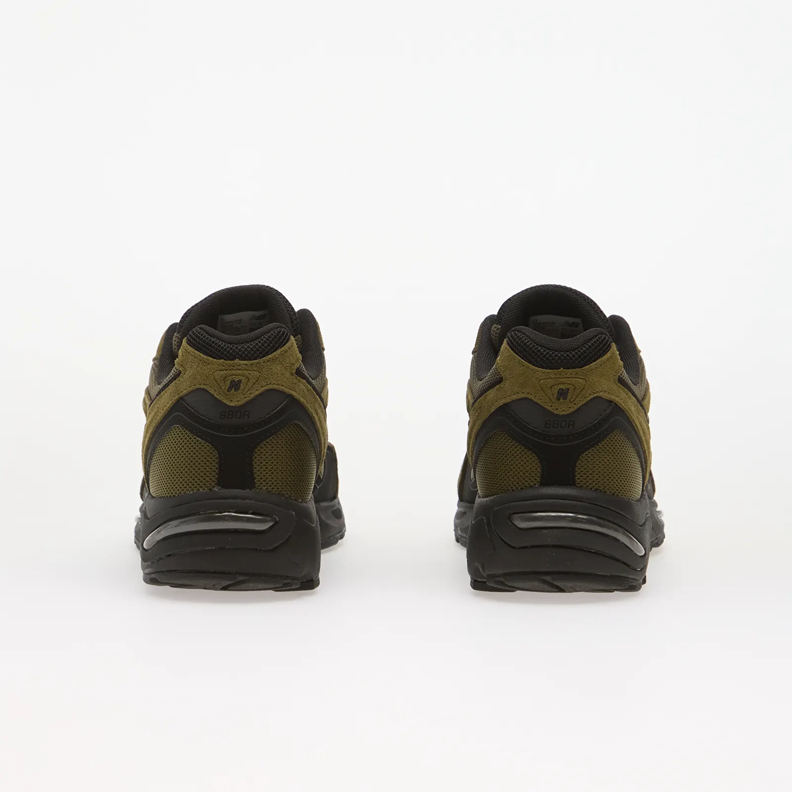 Chaussures et baskets homme New Balance 880R Wakame/ Black