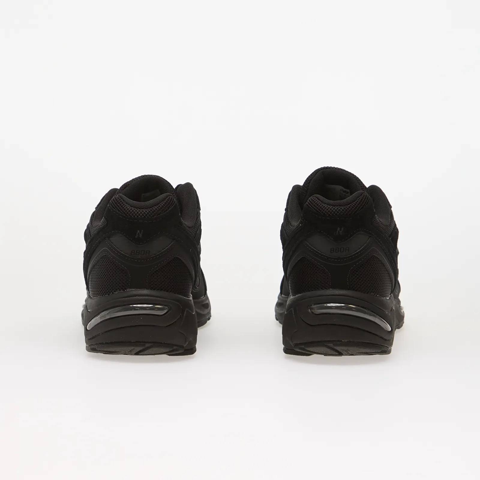 Turnschuhe und Schuhe für Männer New Balance 880R Black/ Black