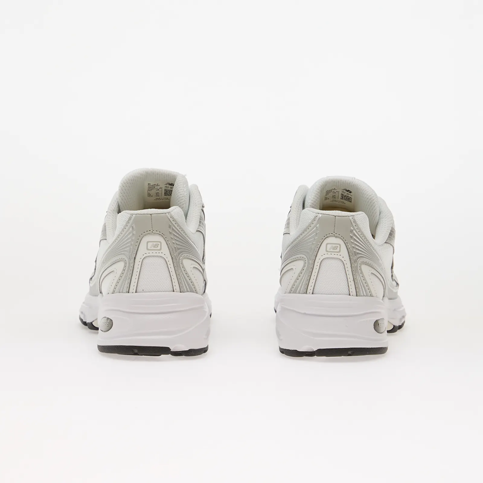 Turnschuhe und Schuhe für Männer New Balance 740 White/ Silver Metallic