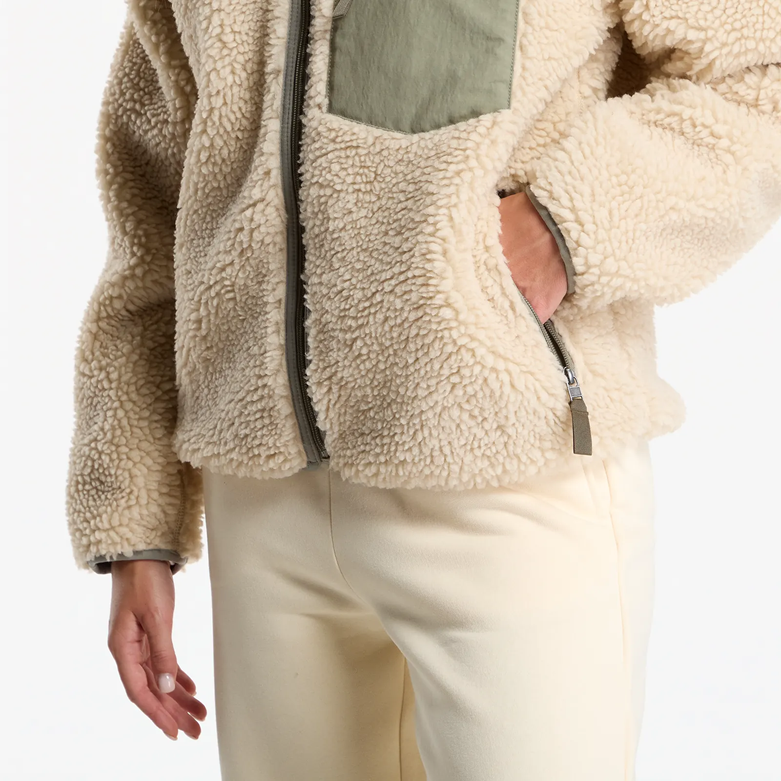 Куртки Patagonia W's Classic Retro-X Jacket Dark Natural/ River Rock Green