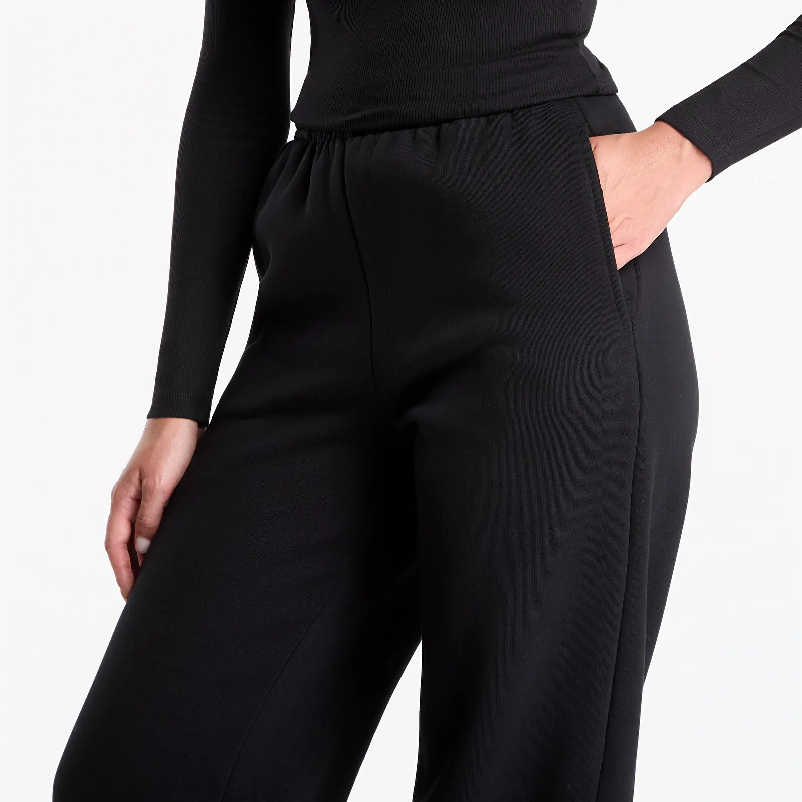 Pantalon survêtement Urban Classics Ladies Fluffy Sweatpants Black