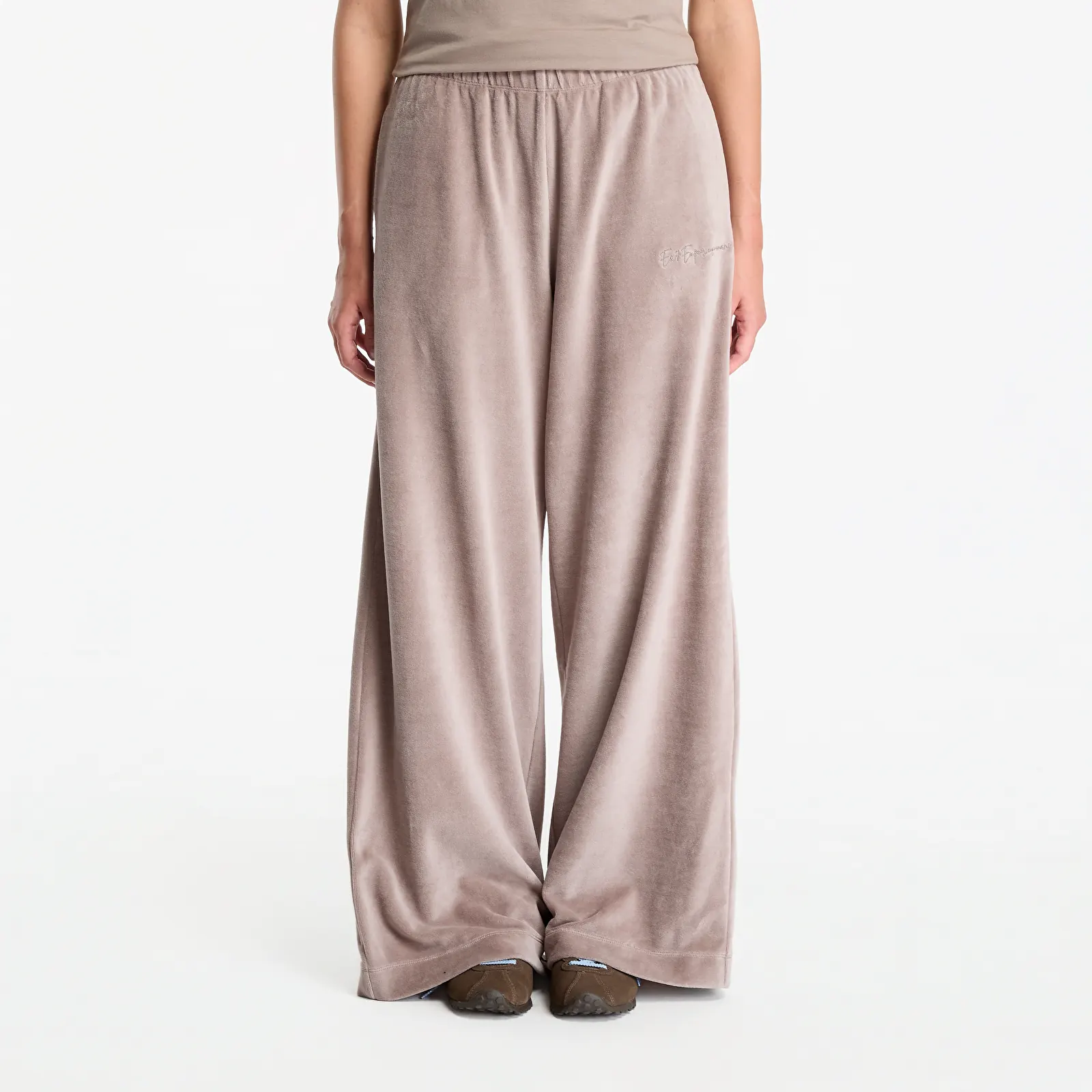 Trenerke EA7 Emporio Armani Train Athletic Velour W Pants Cinder
