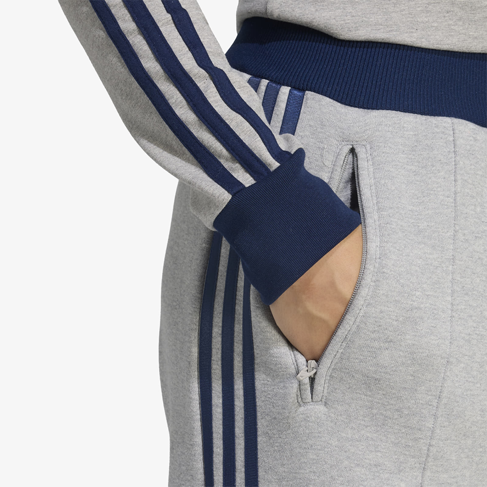 Tepláky adidas Engineered Rib Firebird Loose Track Pant Medium Grey Heather/ Night Indigo/ Magic Mauve