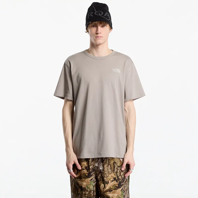 Tričko The North Face NSE Slopes Relaxed SS Tee UNISEX Stone Slab