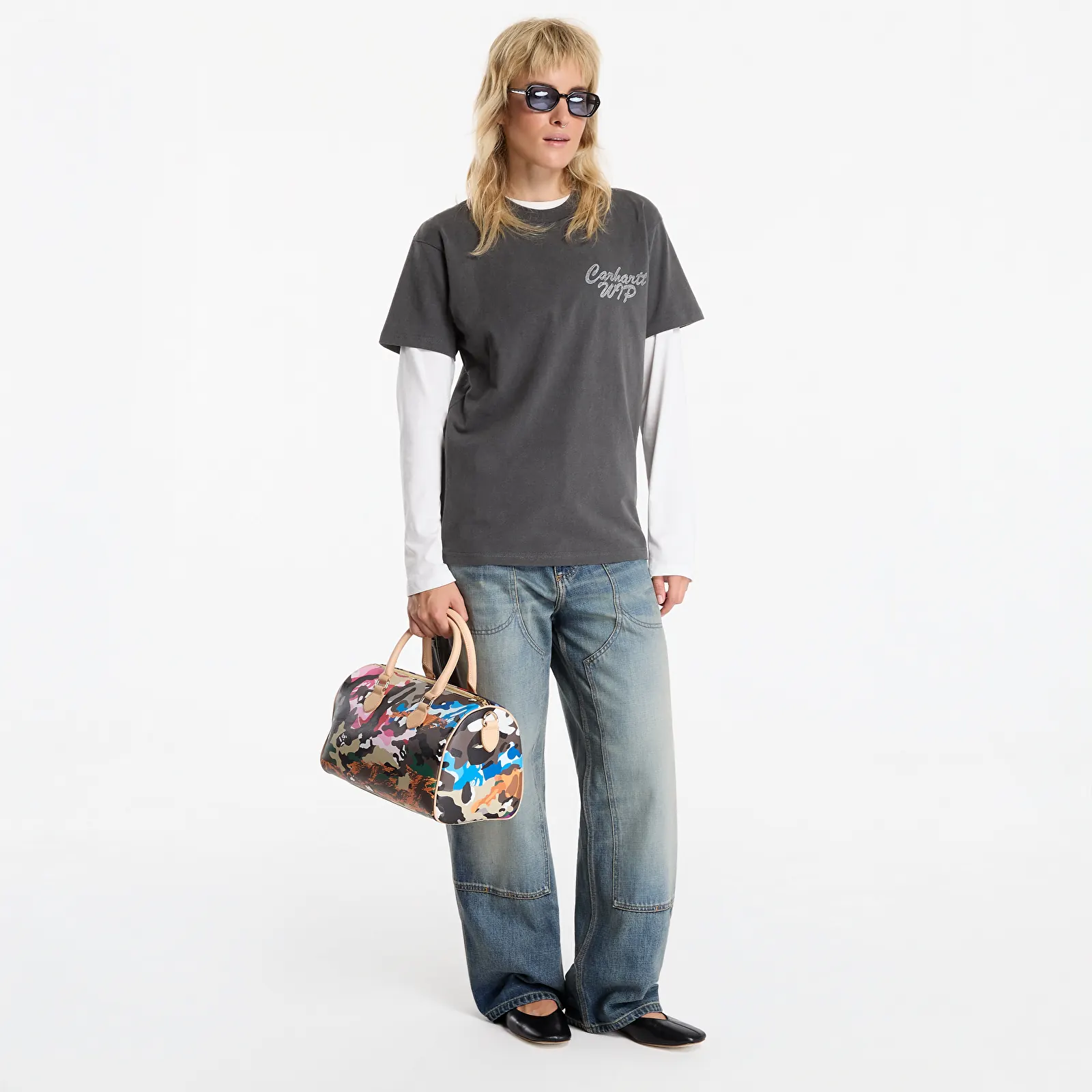 Férfi pólok Carhartt WIP S/S Hatching Script T-Shirt UNISEX Black Garment Dyed