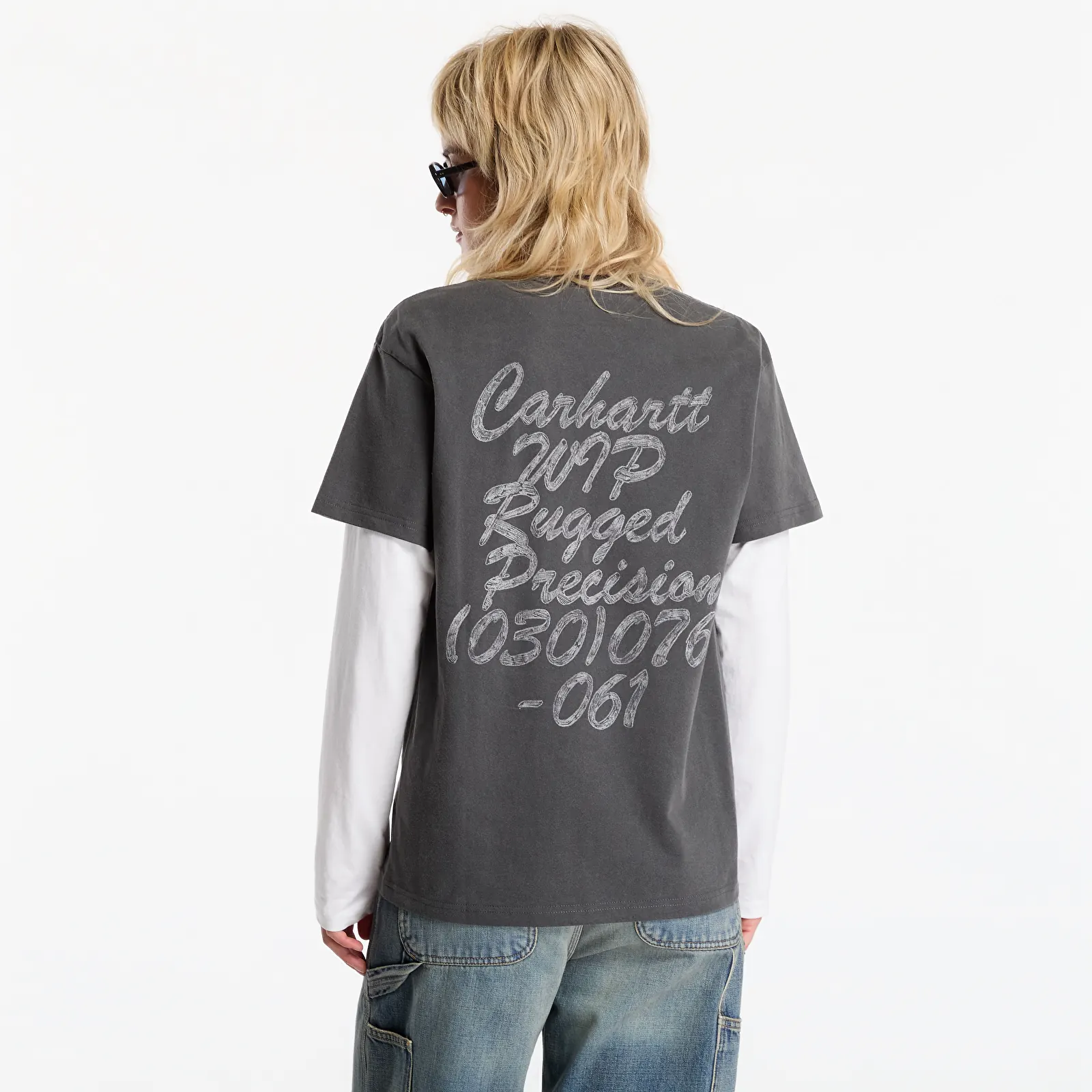 Férfi pólok Carhartt WIP S/S Hatching Script T-Shirt UNISEX Black Garment Dyed