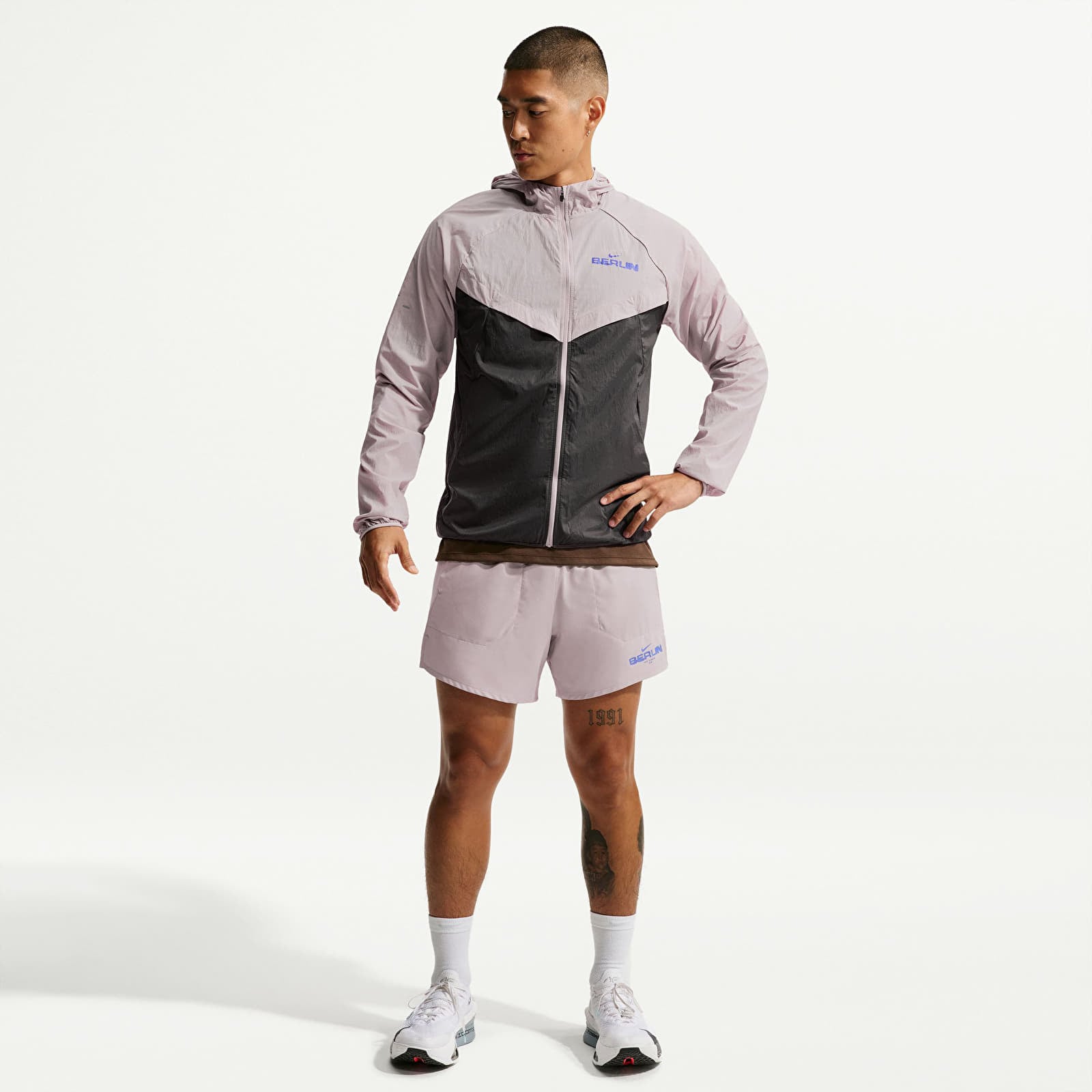 Pánské bundy Nike Stride Men's Repel Running Jacket College Grey/ Anthracite