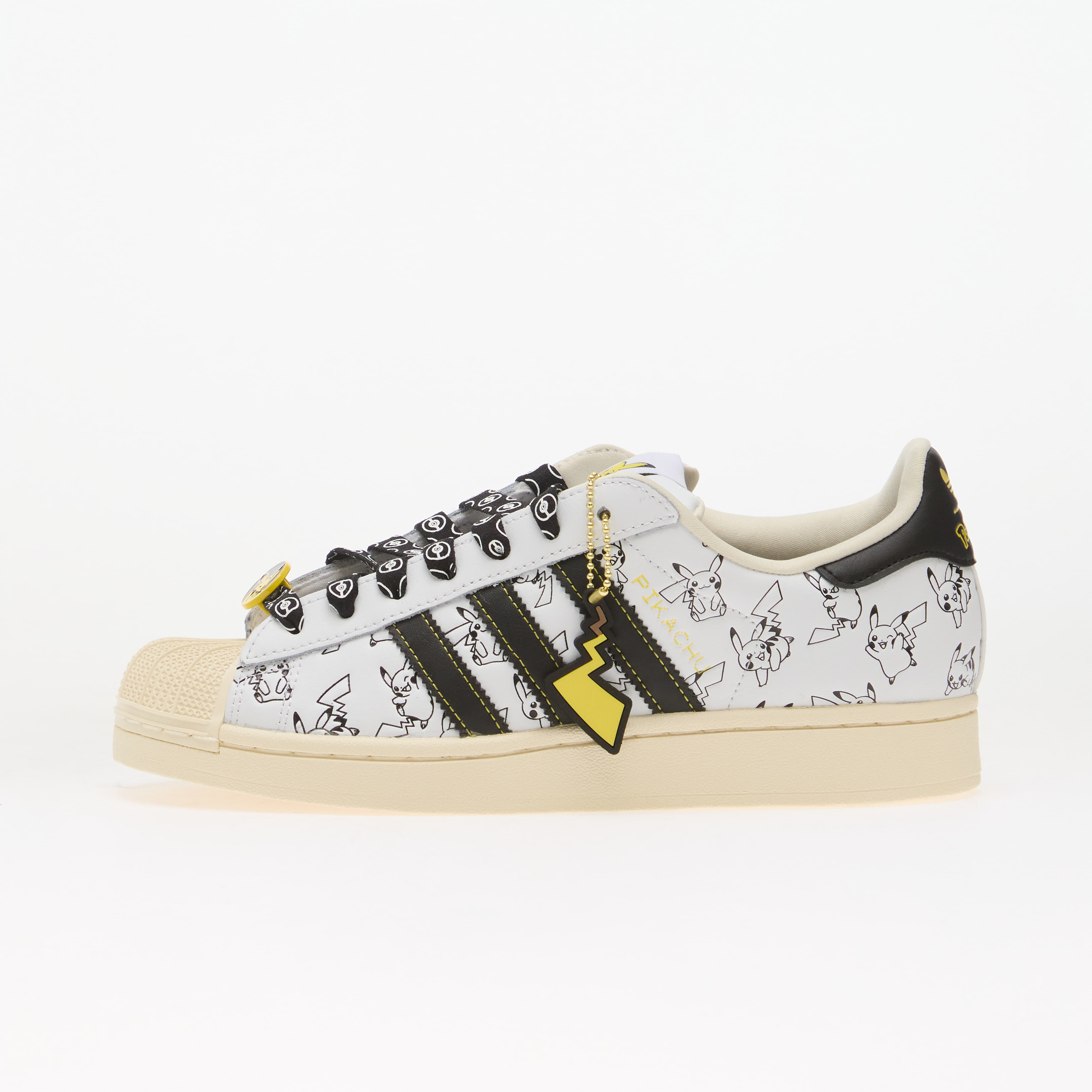 Tenisky adidas x Pokemon Superstar II (Pikachu) Cloud White/ Core Black/ Gold Metallic EUR 45 1/3
