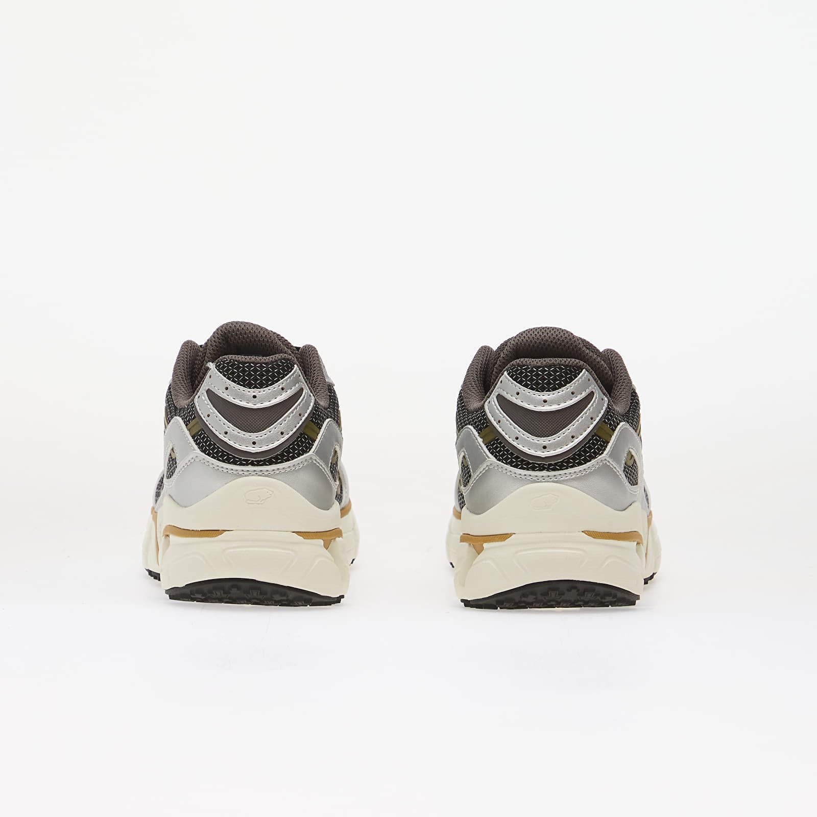 Чоловічі кросівки Karhu Super Fulcrum Silver/ Dark Gull Gray