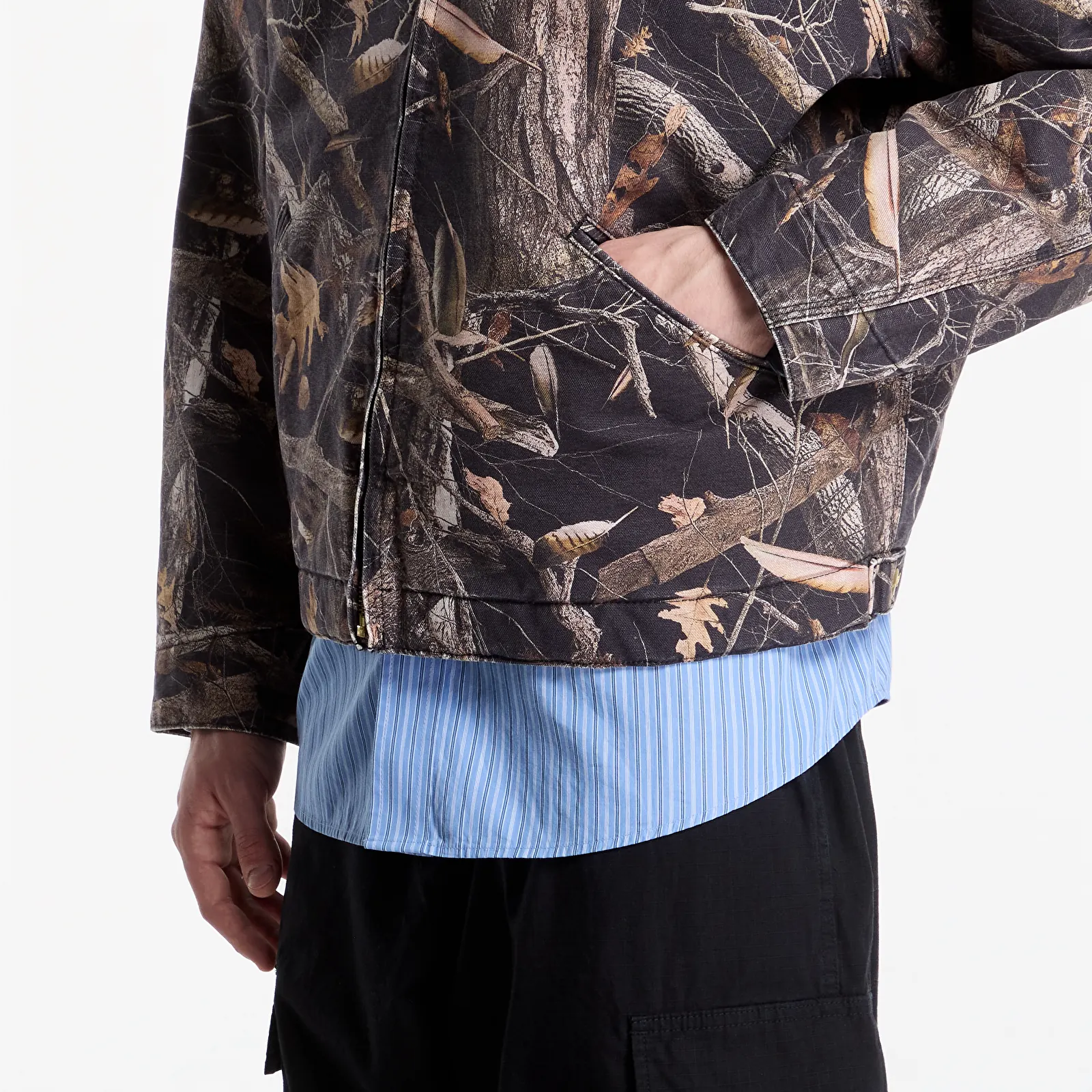 Men's jackets Carhartt WIP OG Detroit Jacket UNISEX Camo Feather Tree, Black/ Black Heavy Stone Wash