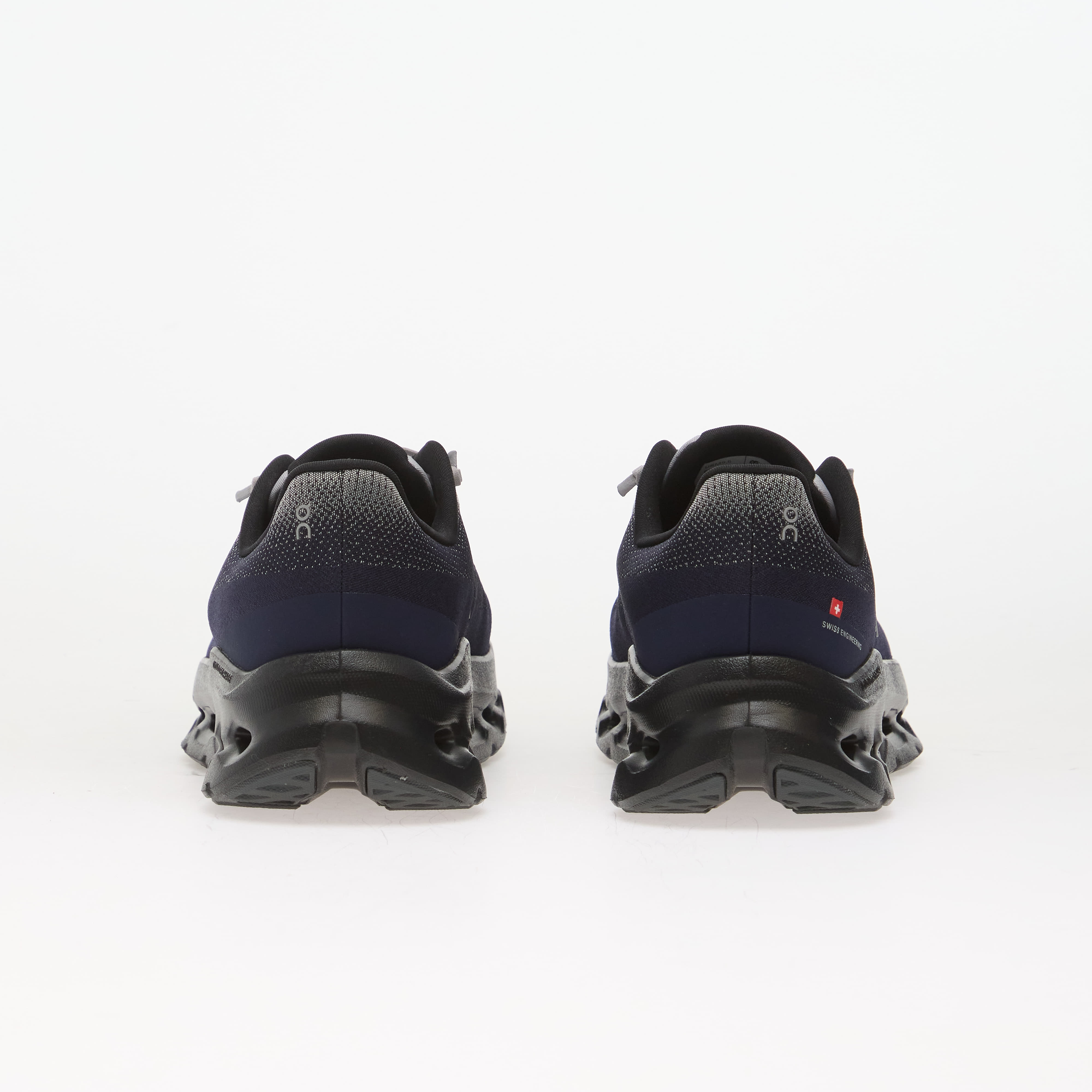 On Sneakers On Cloudtilt Platinum/ Midnight EUR 44 - 5