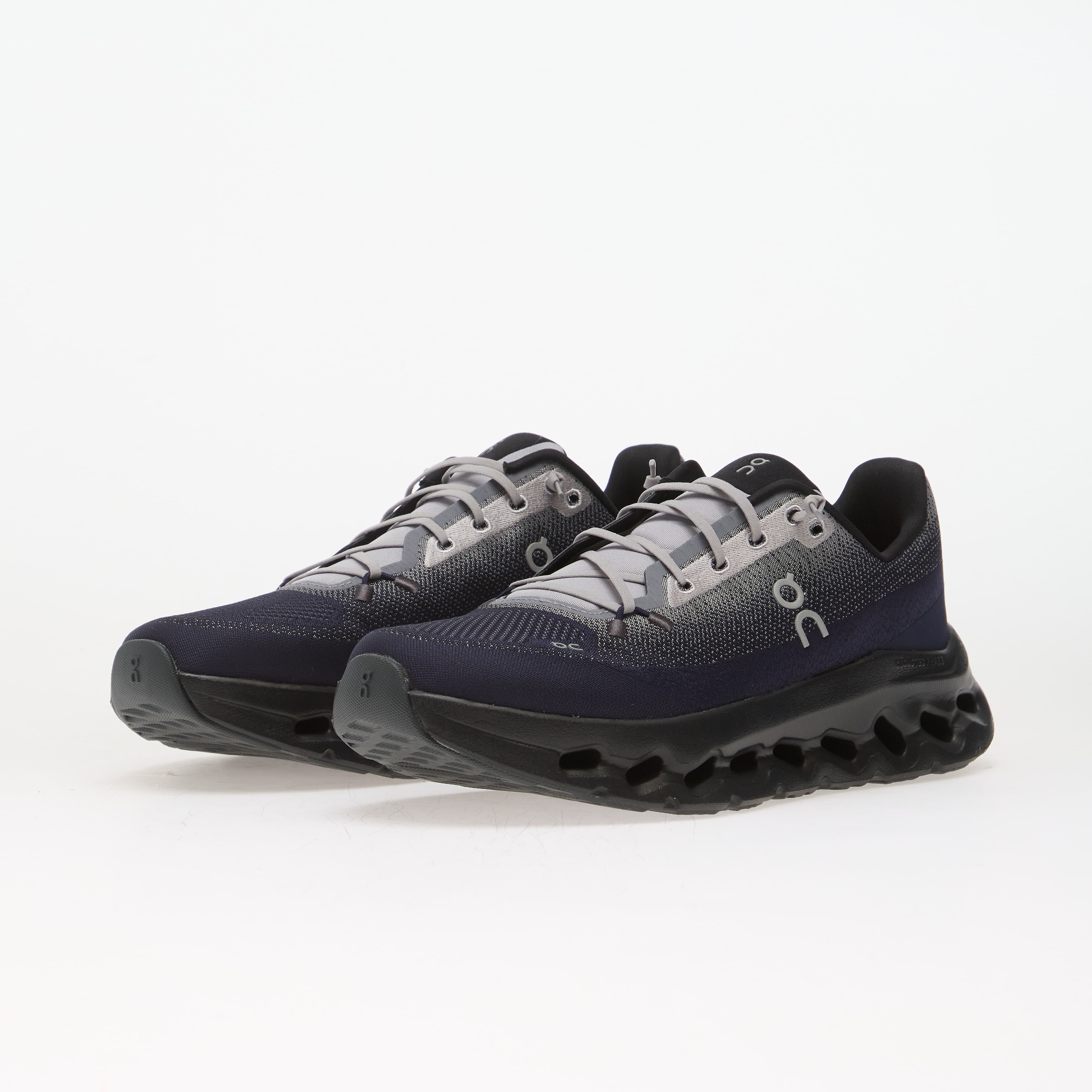 On Sneakers On Cloudtilt Platinum/ Midnight EUR 44 - 6