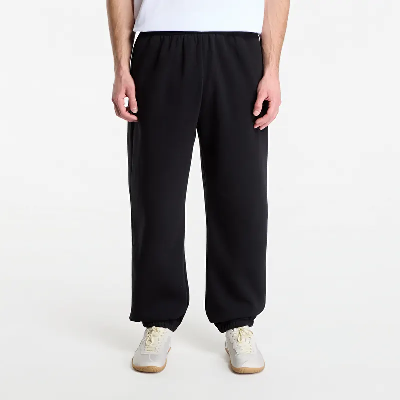 Потници Urban Classics Fluffy Sweatpants Black