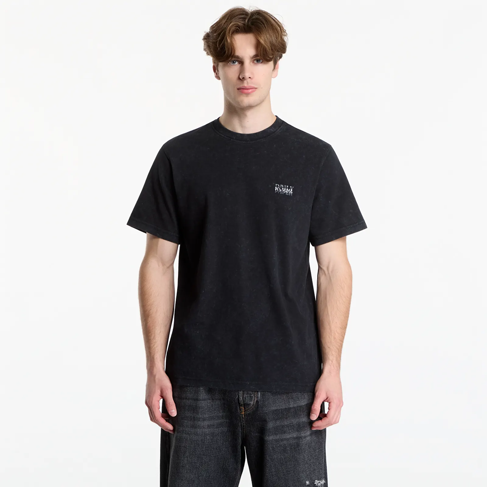 Vyriški marškinėliai Daily Paper Textured Metallic Shield T Shirt Washed Black
